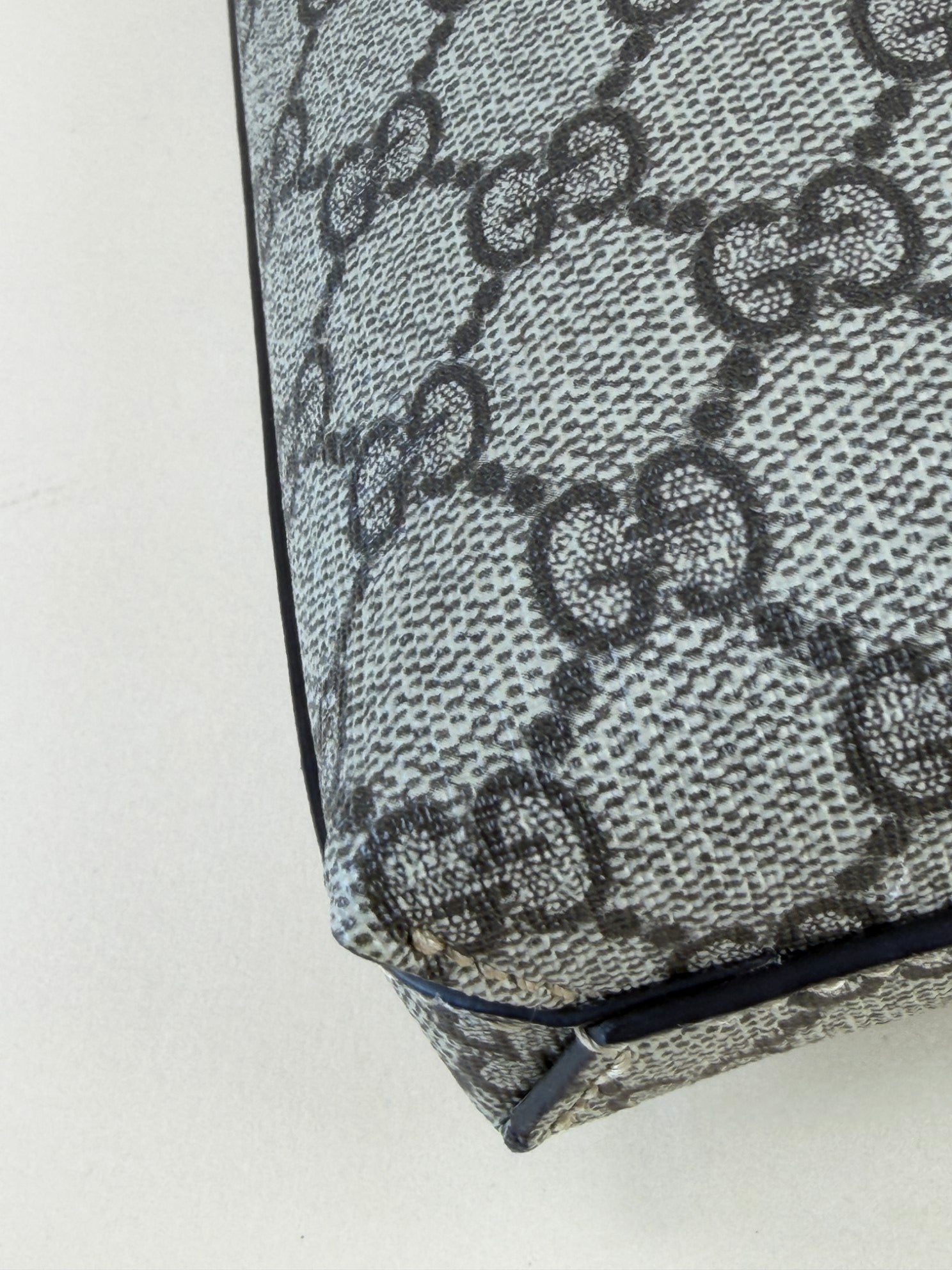 GUCCI supreme messenger bag with interlocking G