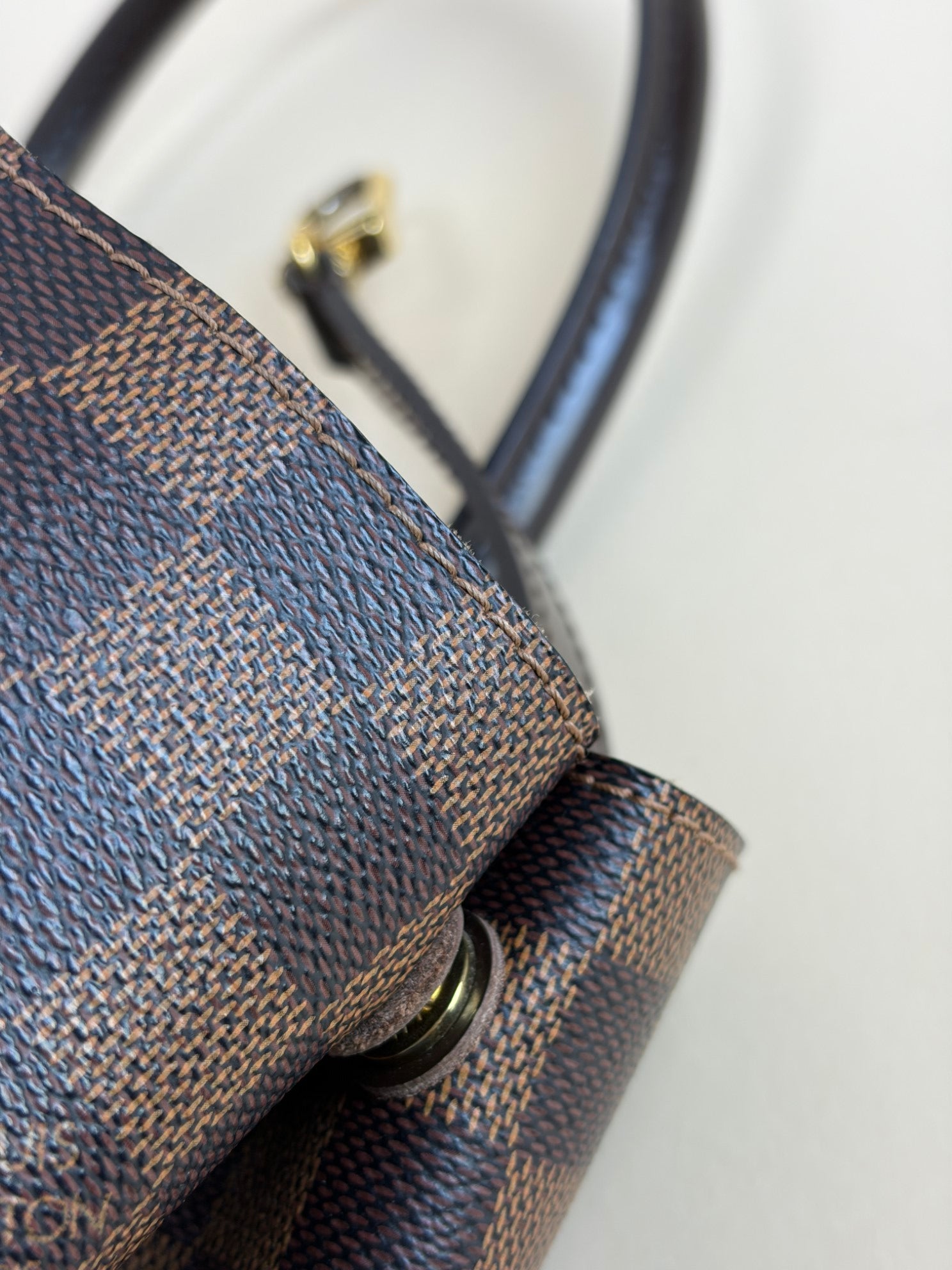 LOUIS VUITTON Kensington damier Ebene tote bag