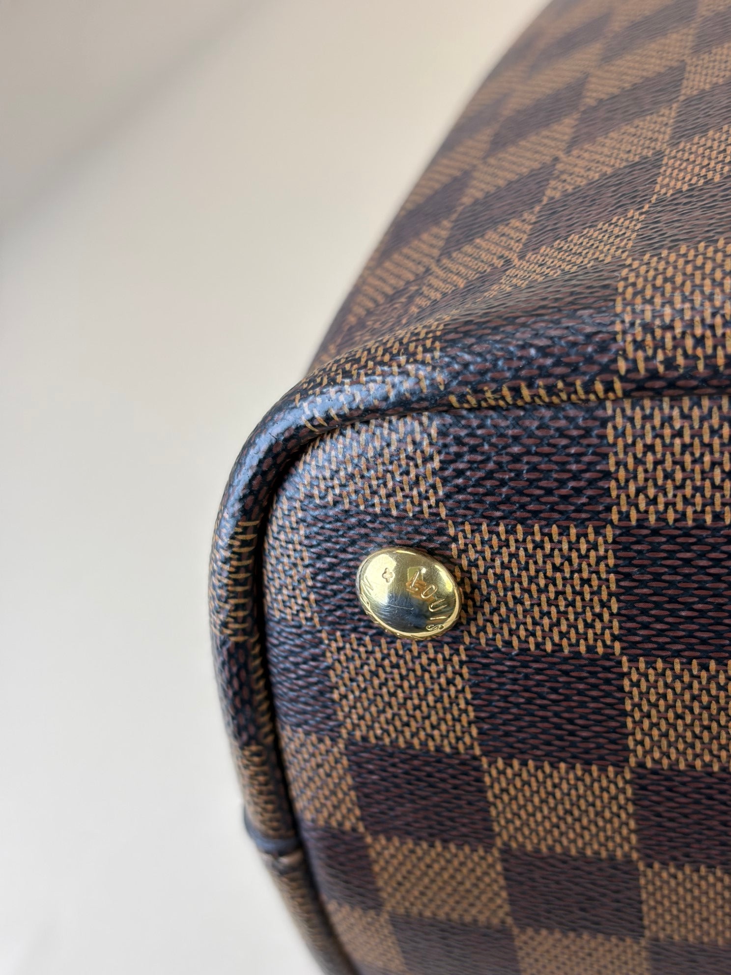 LOUIS VUITTON Kensington damier Ebene tote bag