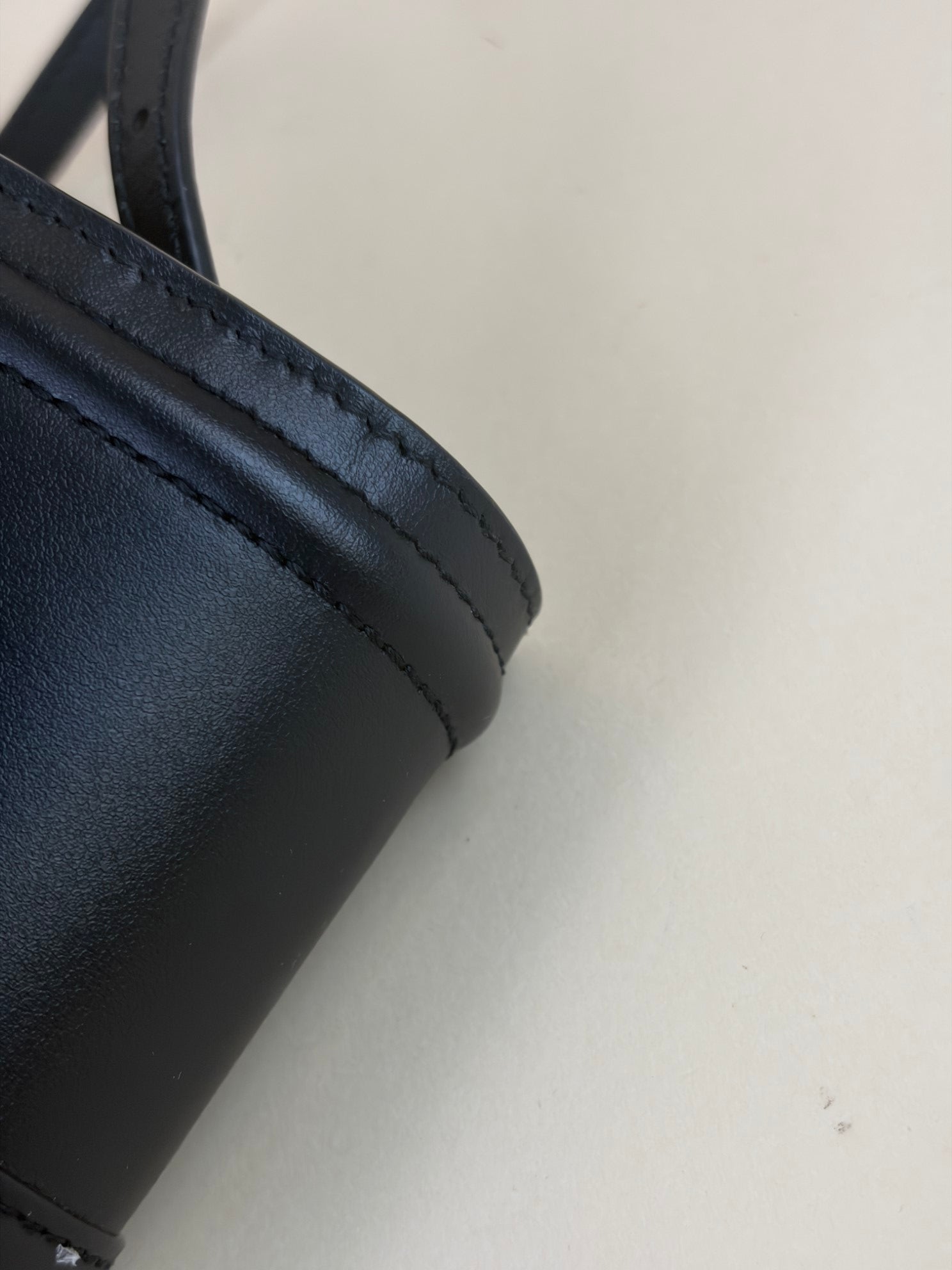 Dolce & Gabbana black DG Amore Wallet bag