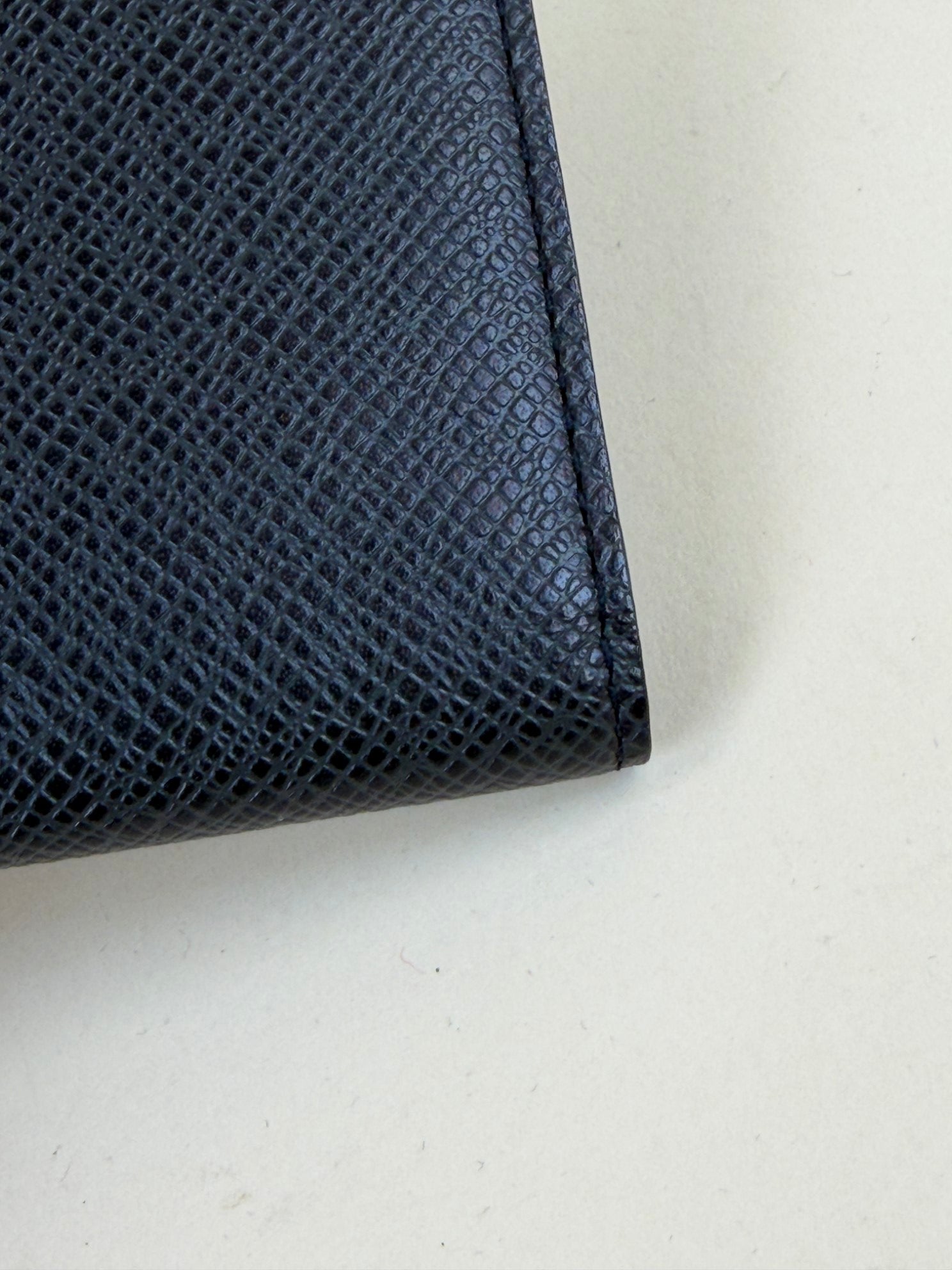 Louis Vuitton passport taiga cover leather black