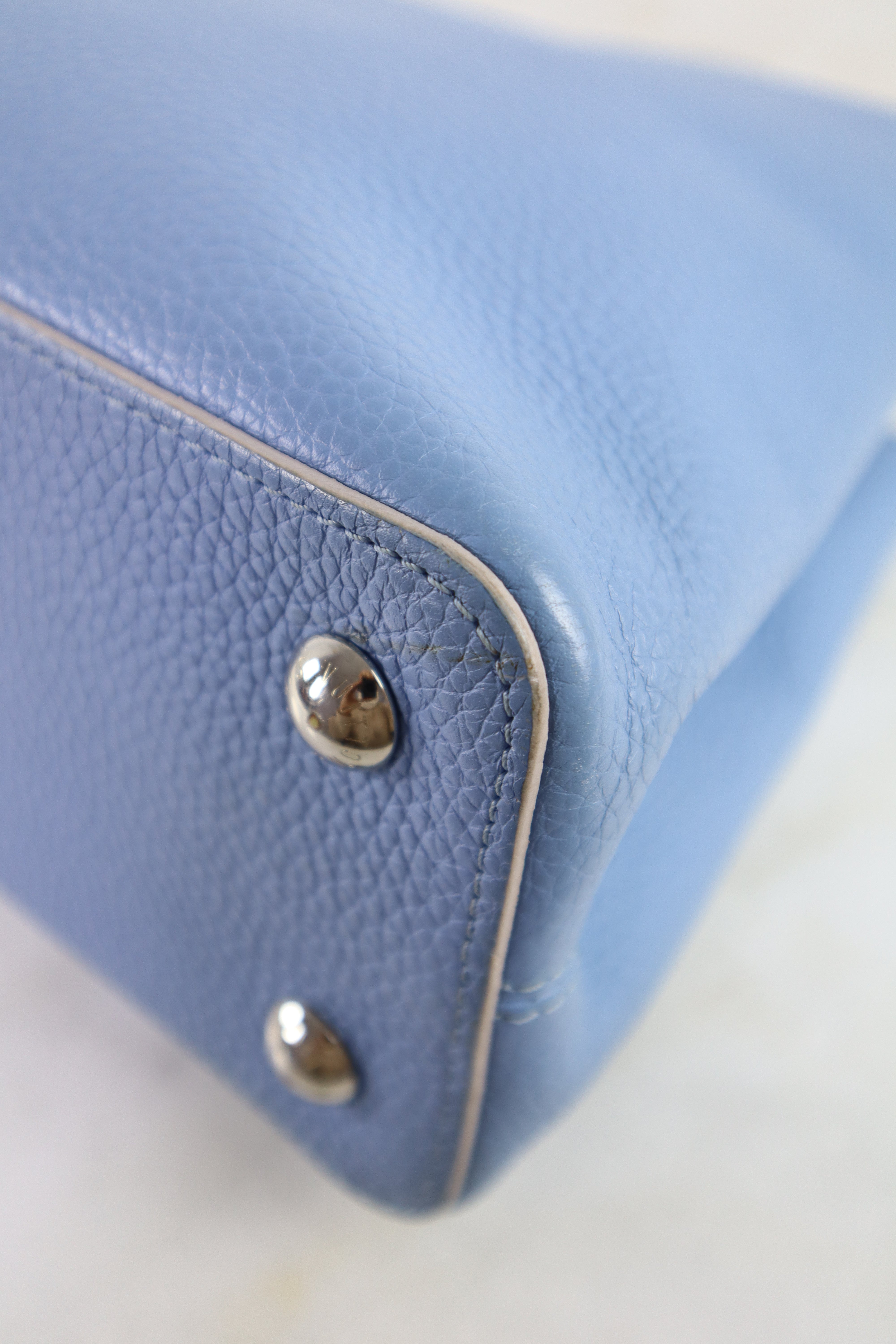 Louis Vuitton Baby Blue Capucines MM Tote Bag with Strap