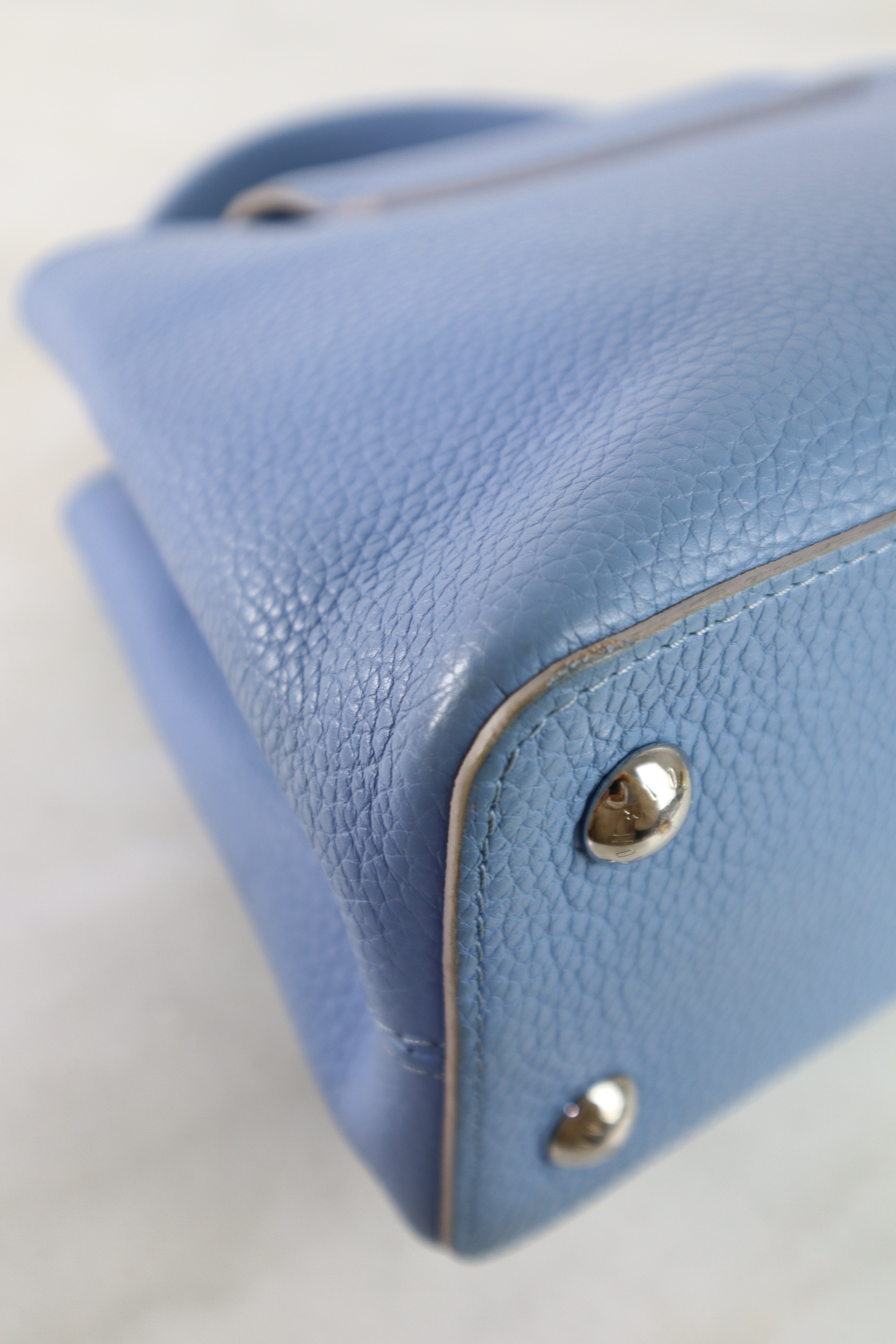 Louis Vuitton Baby Blue Capucines MM Tote Bag with Strap