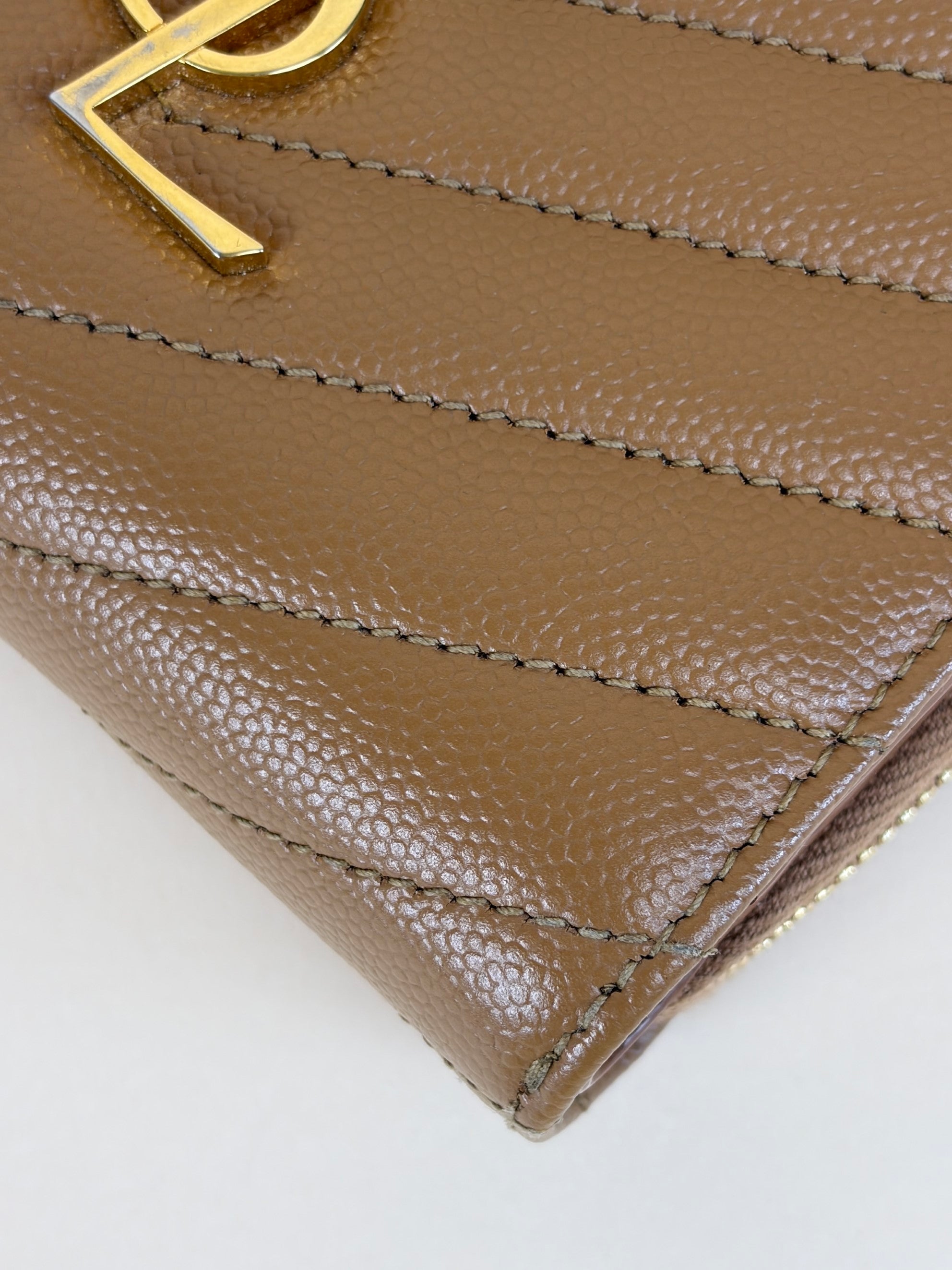ysl caramel cognac Cassandre matelassé compact zip arroudre wallet