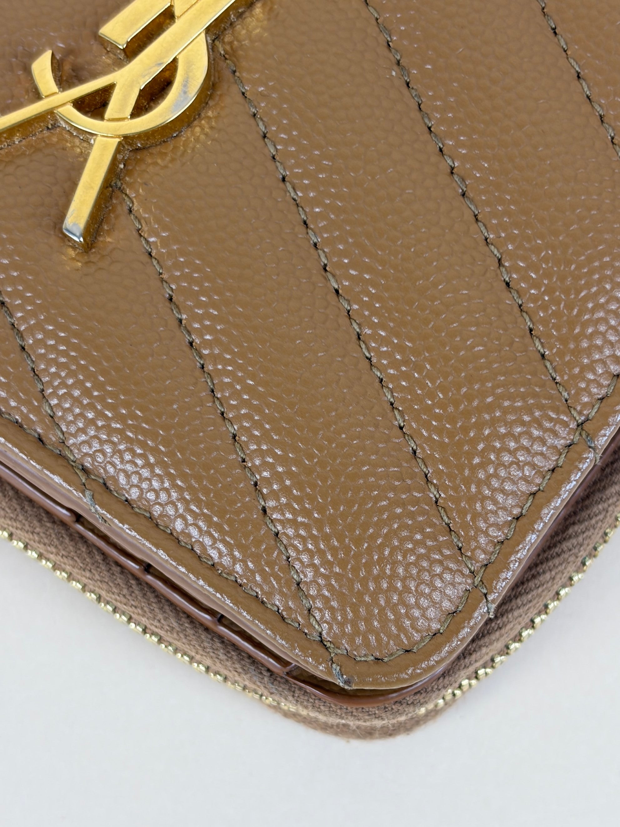 ysl caramel cognac Cassandre matelassé compact zip arroudre wallet