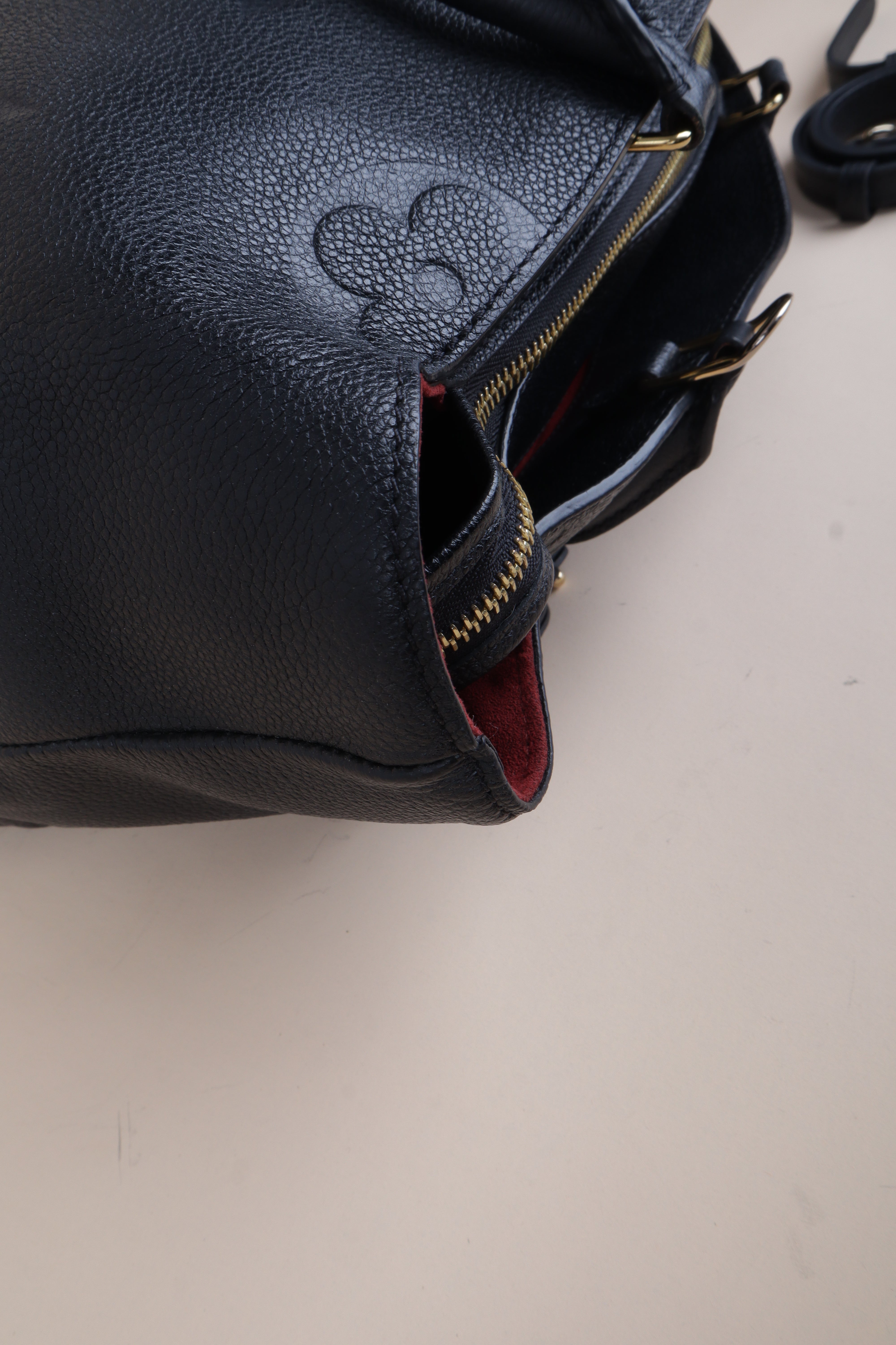 LOUIS VUITTON black palais