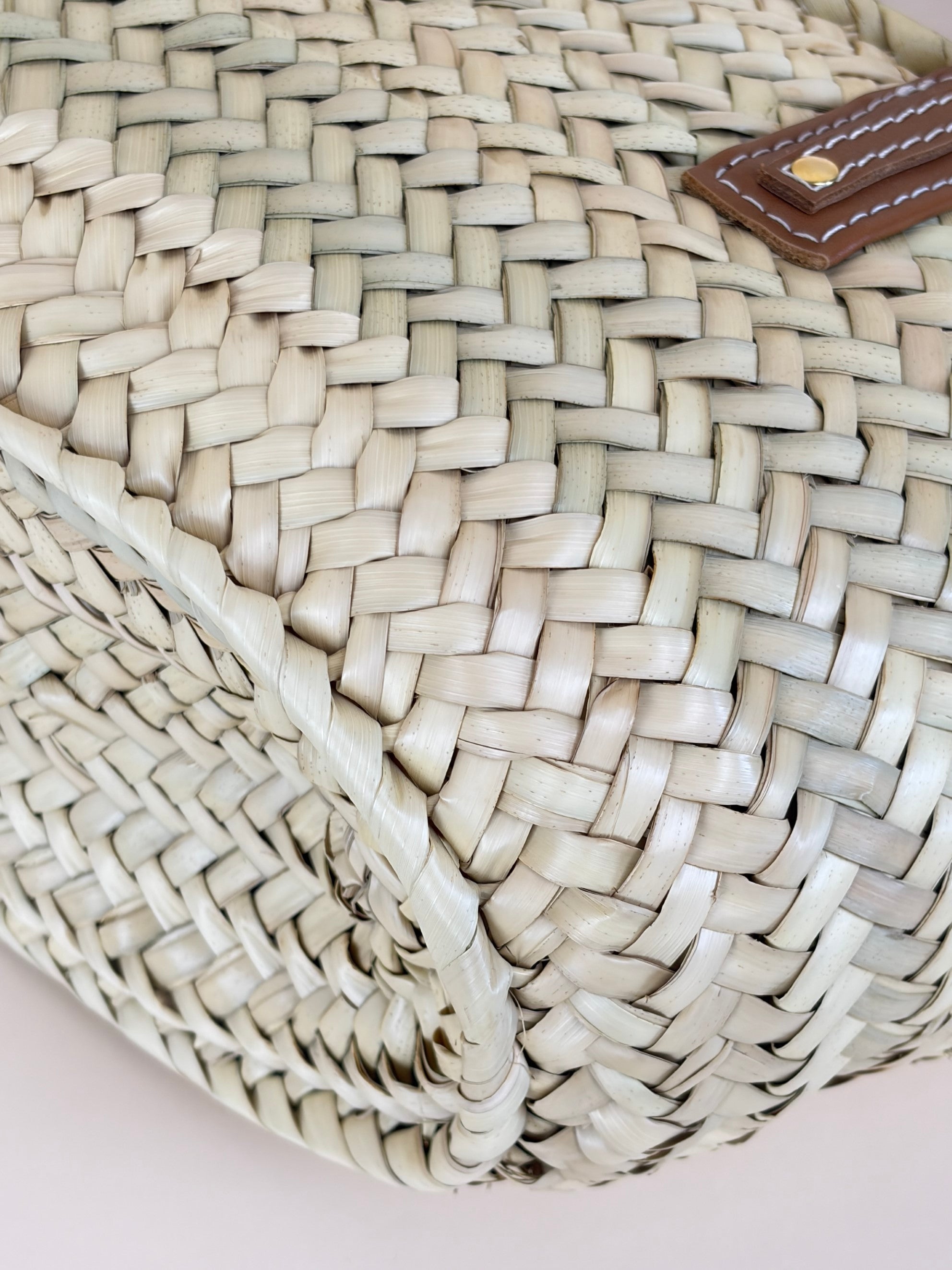 Jacquemus Light Brown The Small Soli Raphia Beach Basket Bag
