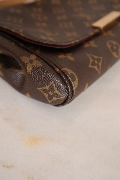Louis Vuitton Monogram Favorite MM Crossbody Bag-handbag-Louis Vuitton-The Closet Egypt