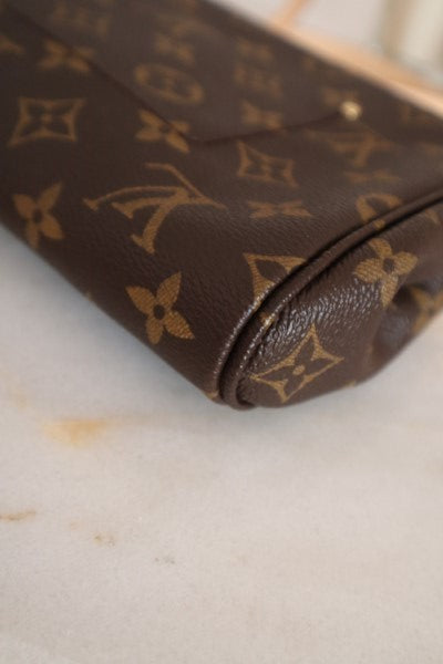 Louis Vuitton Monogram Favorite MM Crossbody Bag-handbag-Louis Vuitton-The Closet Egypt