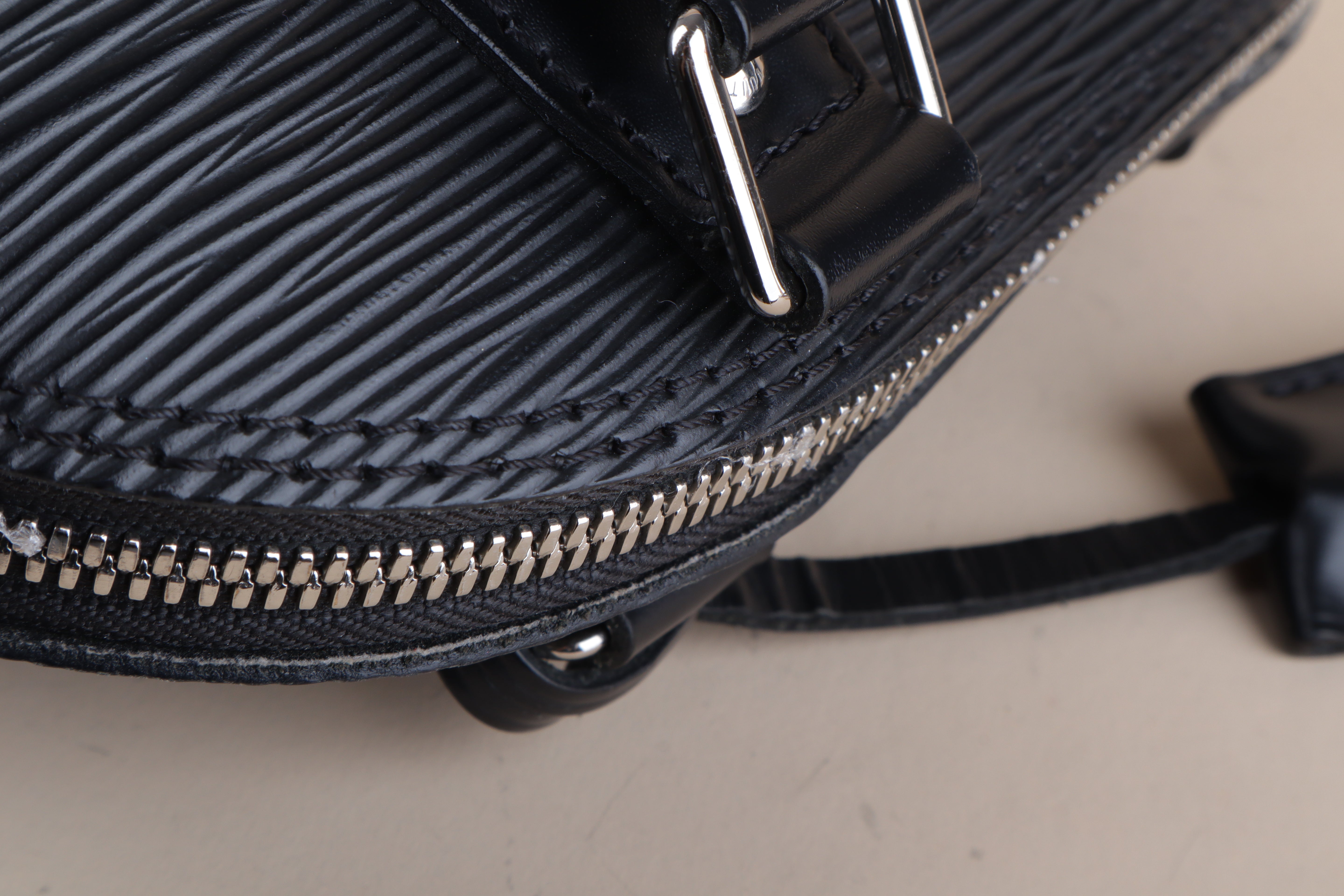 Louis Vuitton Coquelicot black Alma BB Bag