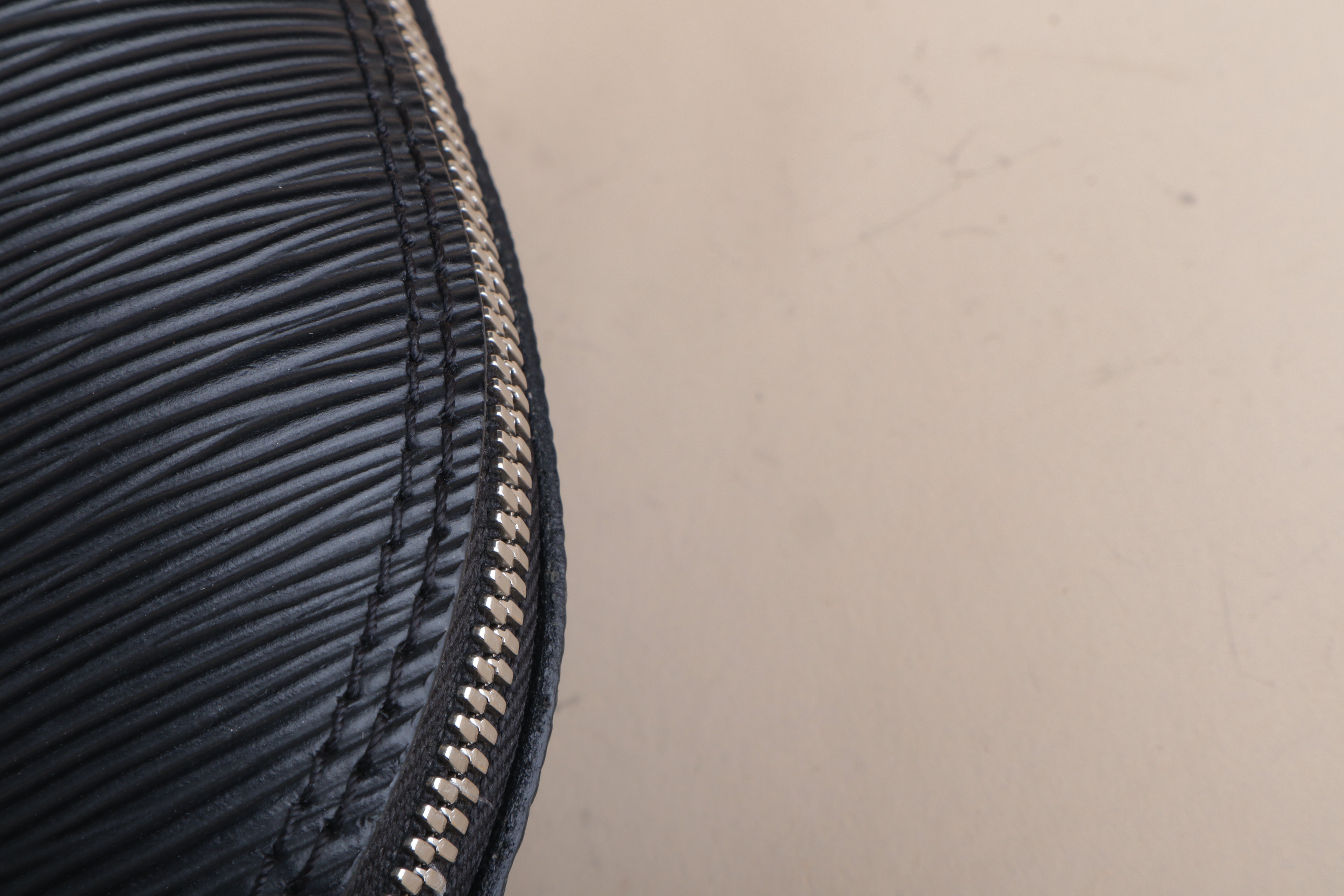 Louis Vuitton Coquelicot black Alma BB Bag