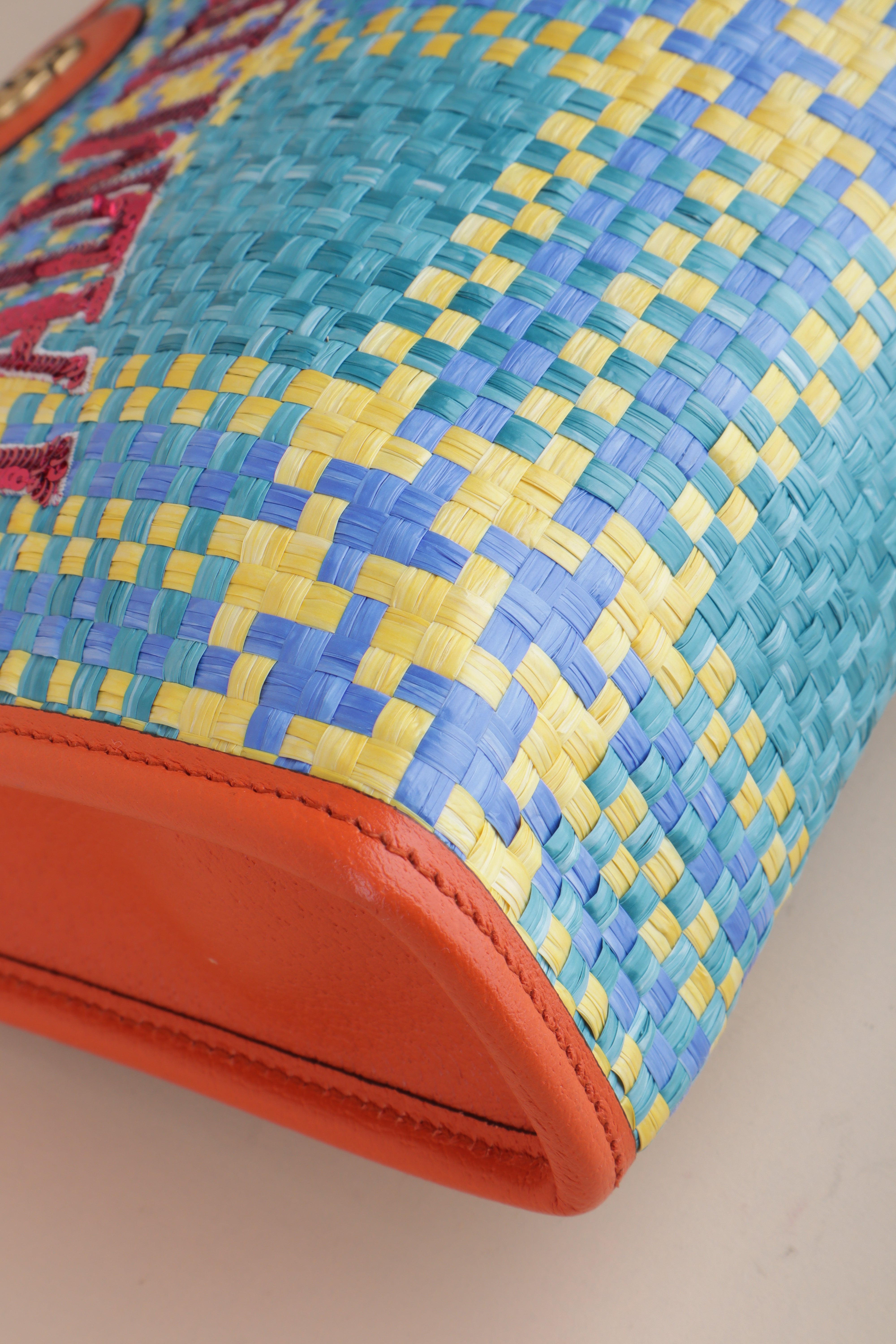 GUCCI Miami raffia sequins beauty case