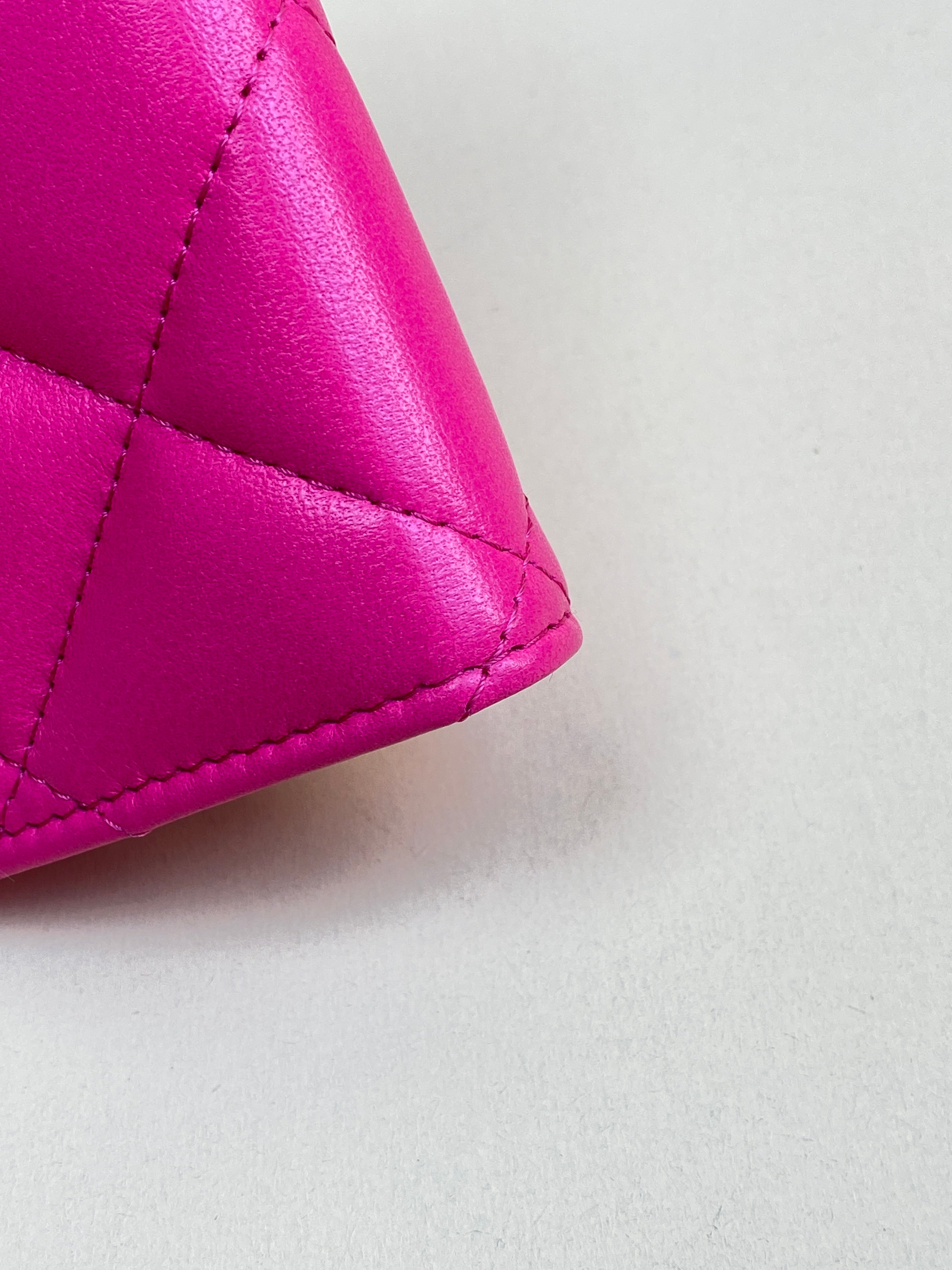 Chanel hot pink 19 small wallet