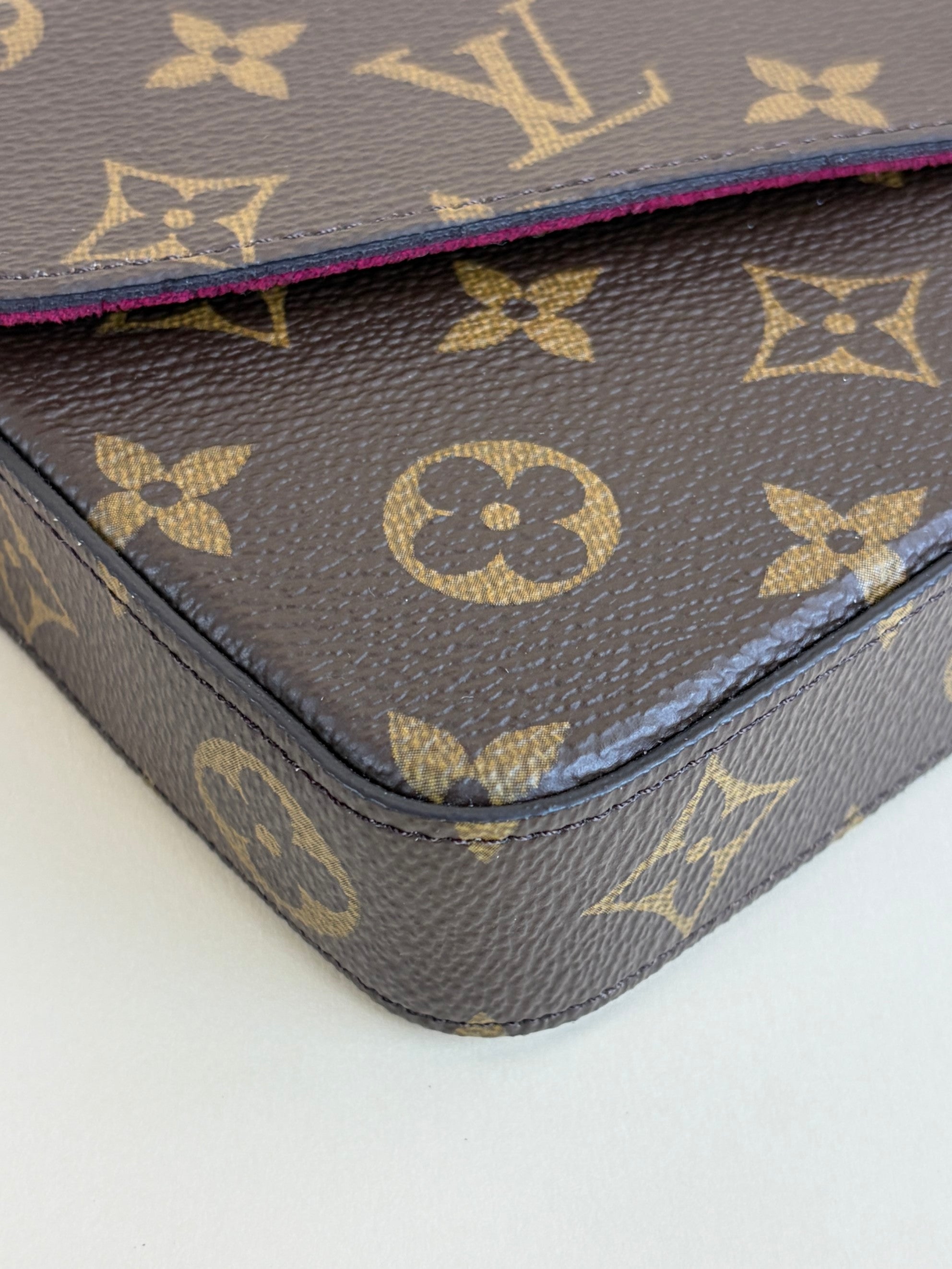 Louis Vuitton Monogram canvas and fuchsia Pochette Felicie Bag