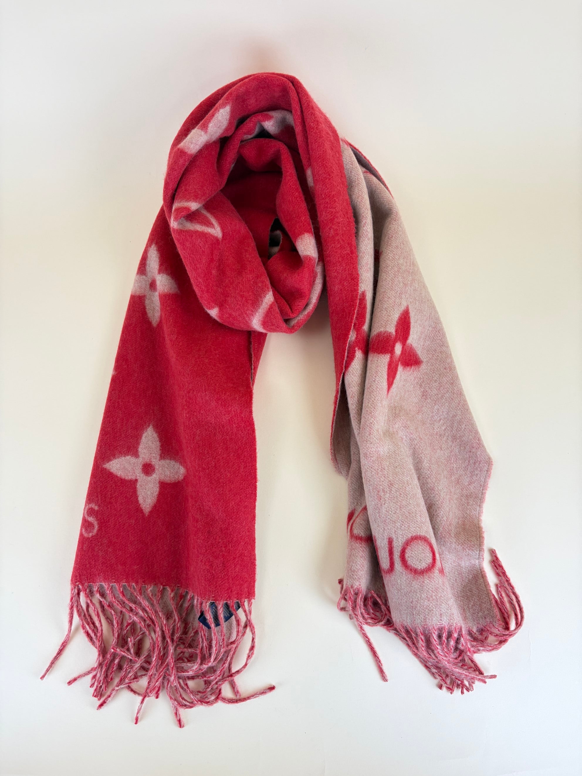 Louis Vuitton Bicolor Reykjavik Wool Scarf
