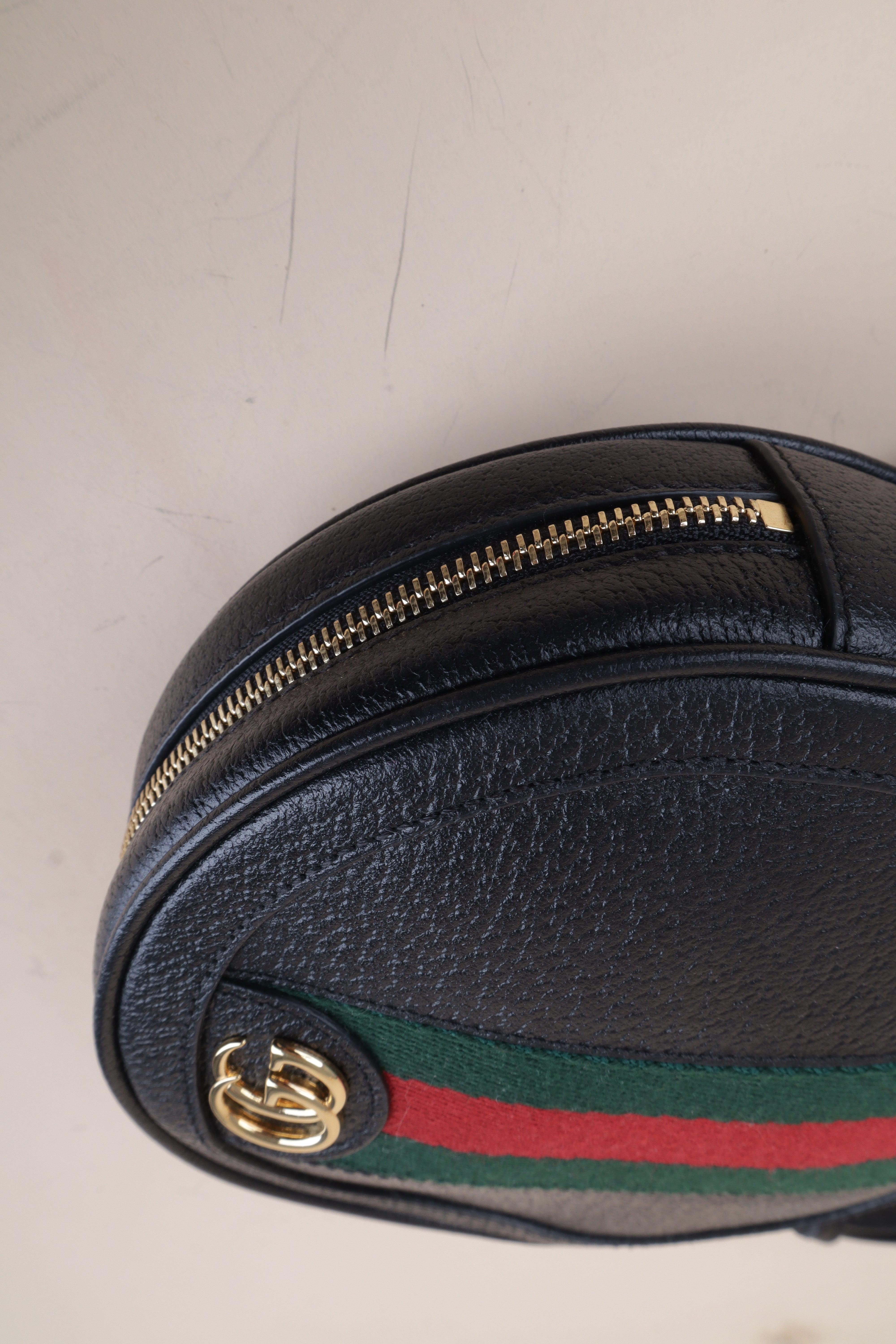 Gucci black mini round