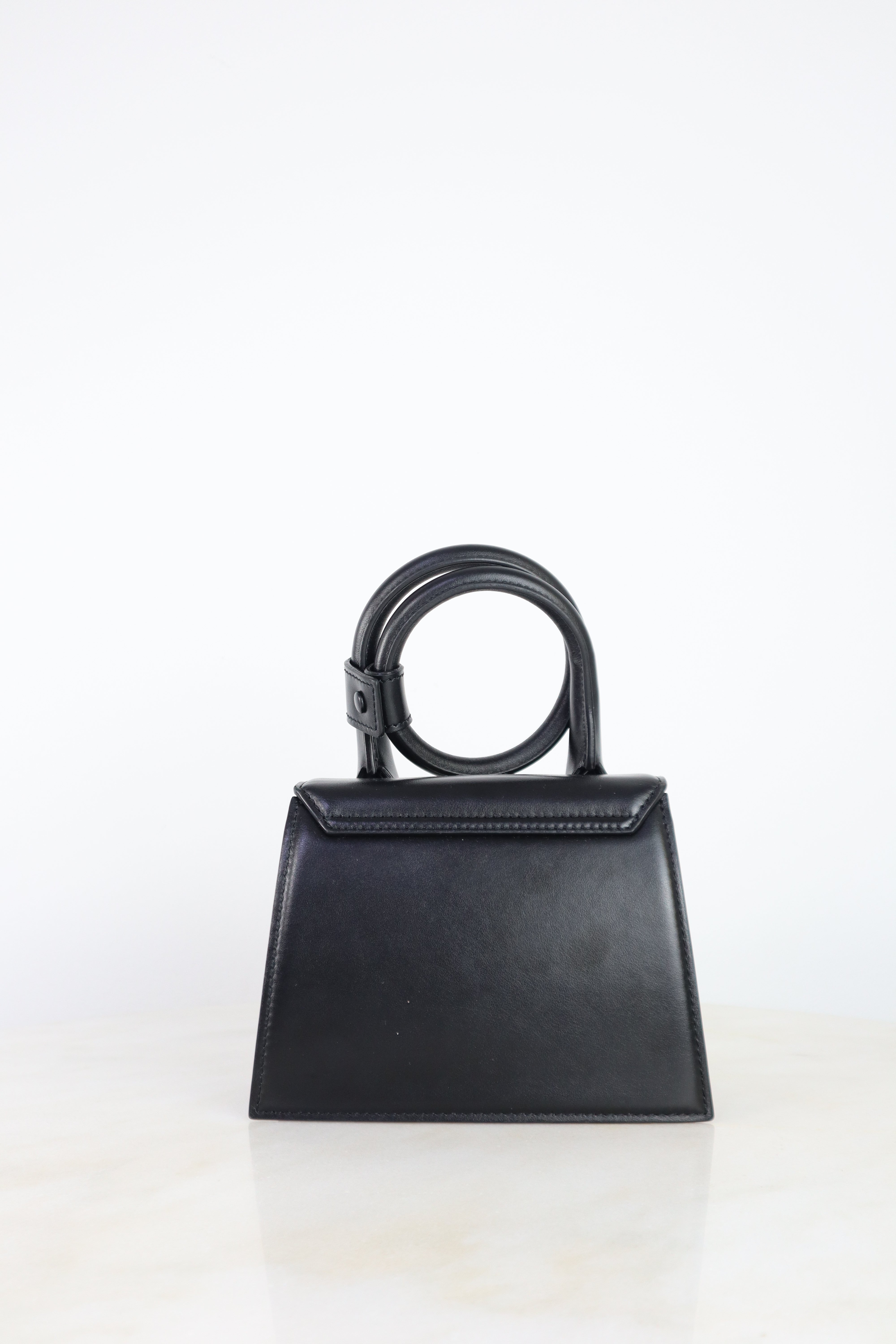 Jacquemus Black Le Chiquito Bag-handbag-Jacquemus-The Closet Egypt