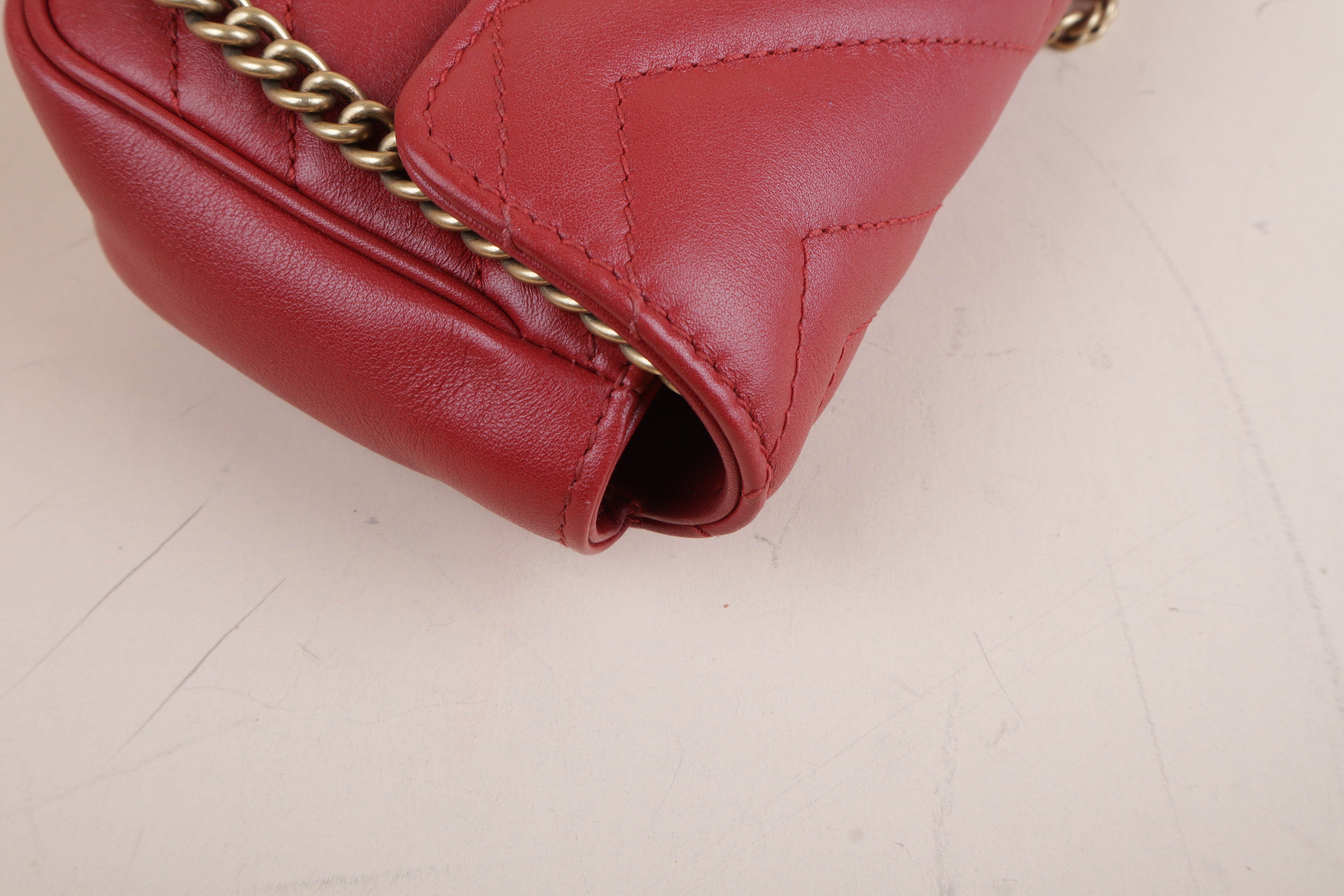 Gucci red Marmont mini Shoulder Bag with Chain