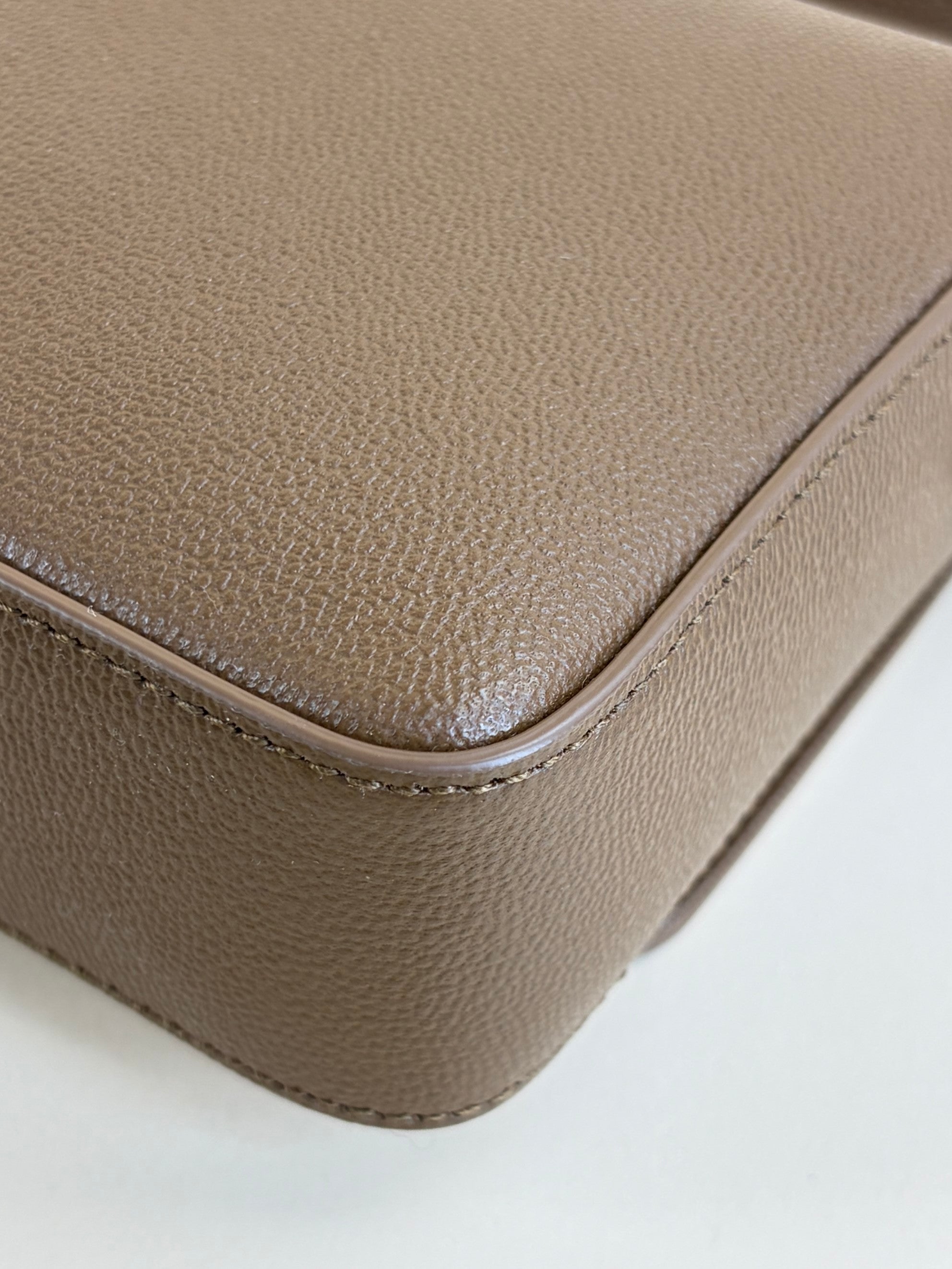 Burberry Brown grained calfskin and House Check Hampshire Bag