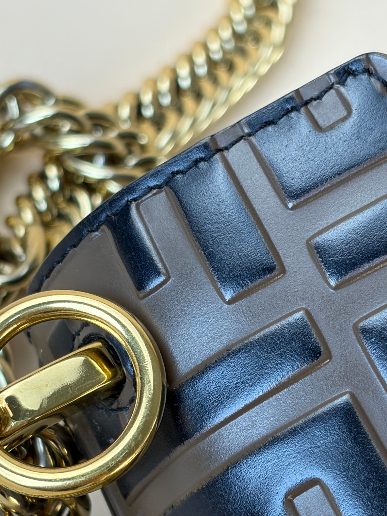Fendi ff 1974 small Kan i black ff gold chain cross body