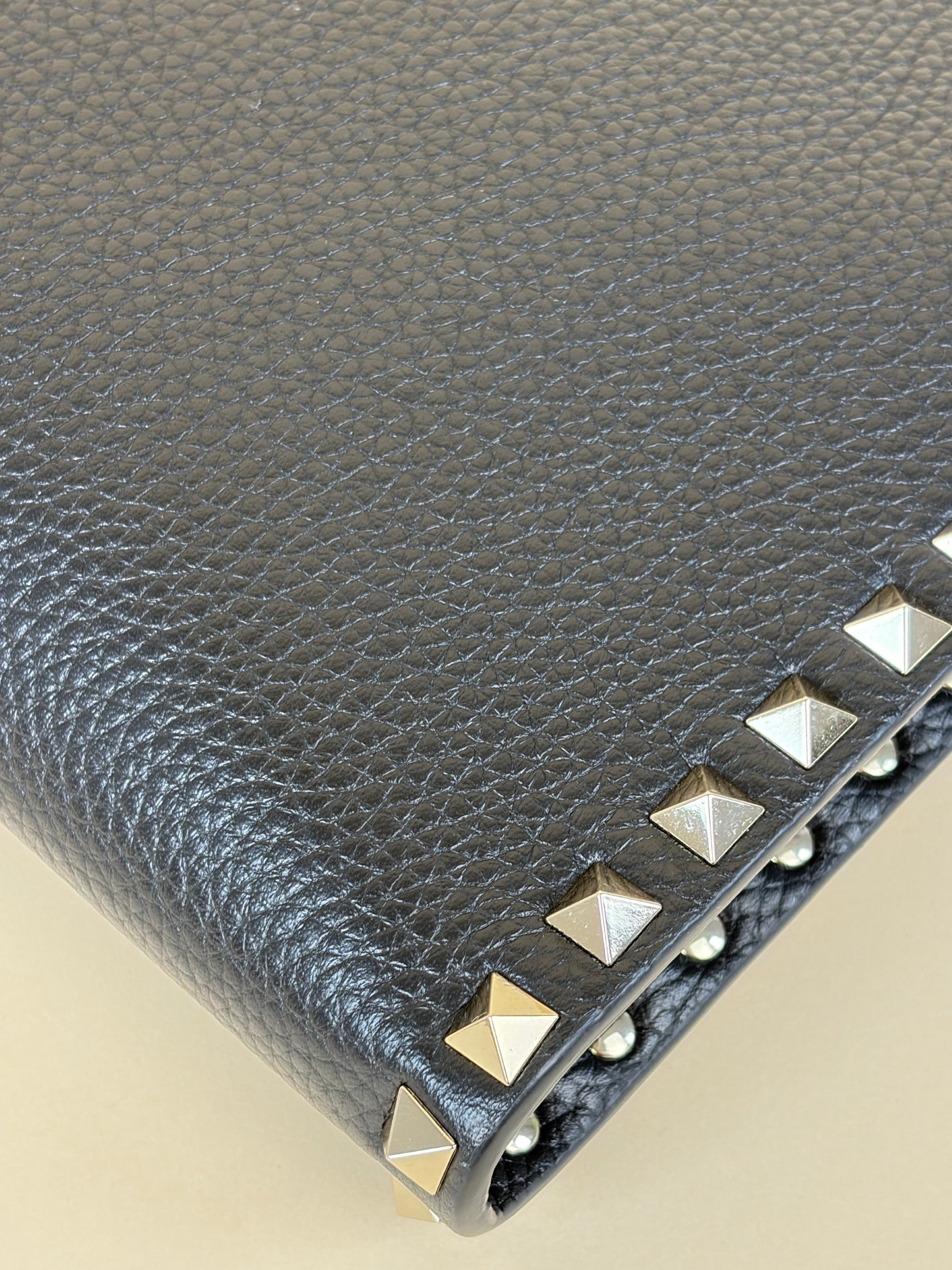 Valentino Black Pebbled Rockstud Zip Pouch