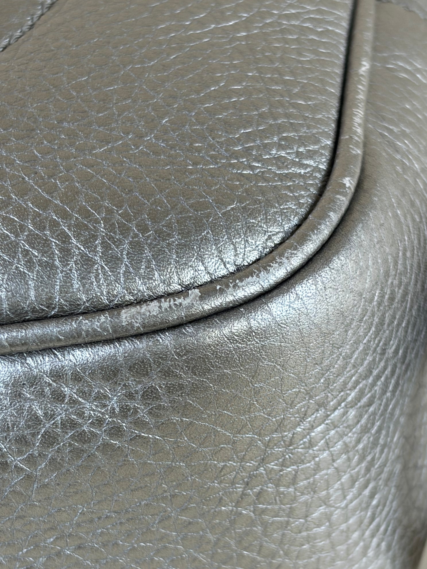 Gucci Metallic Soho Camera disco Crossbody Bag