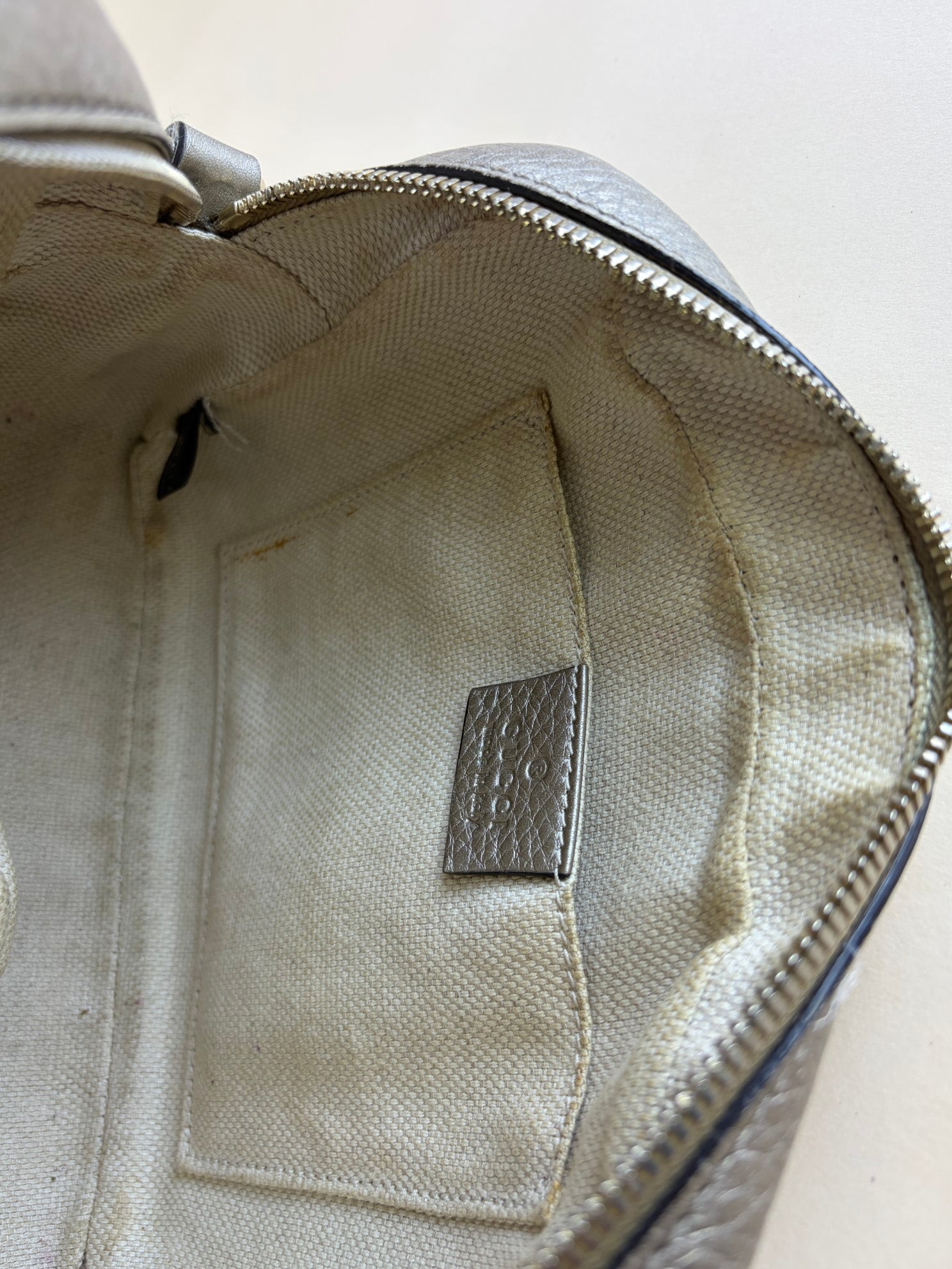 Gucci Metallic Soho Camera disco Crossbody Bag