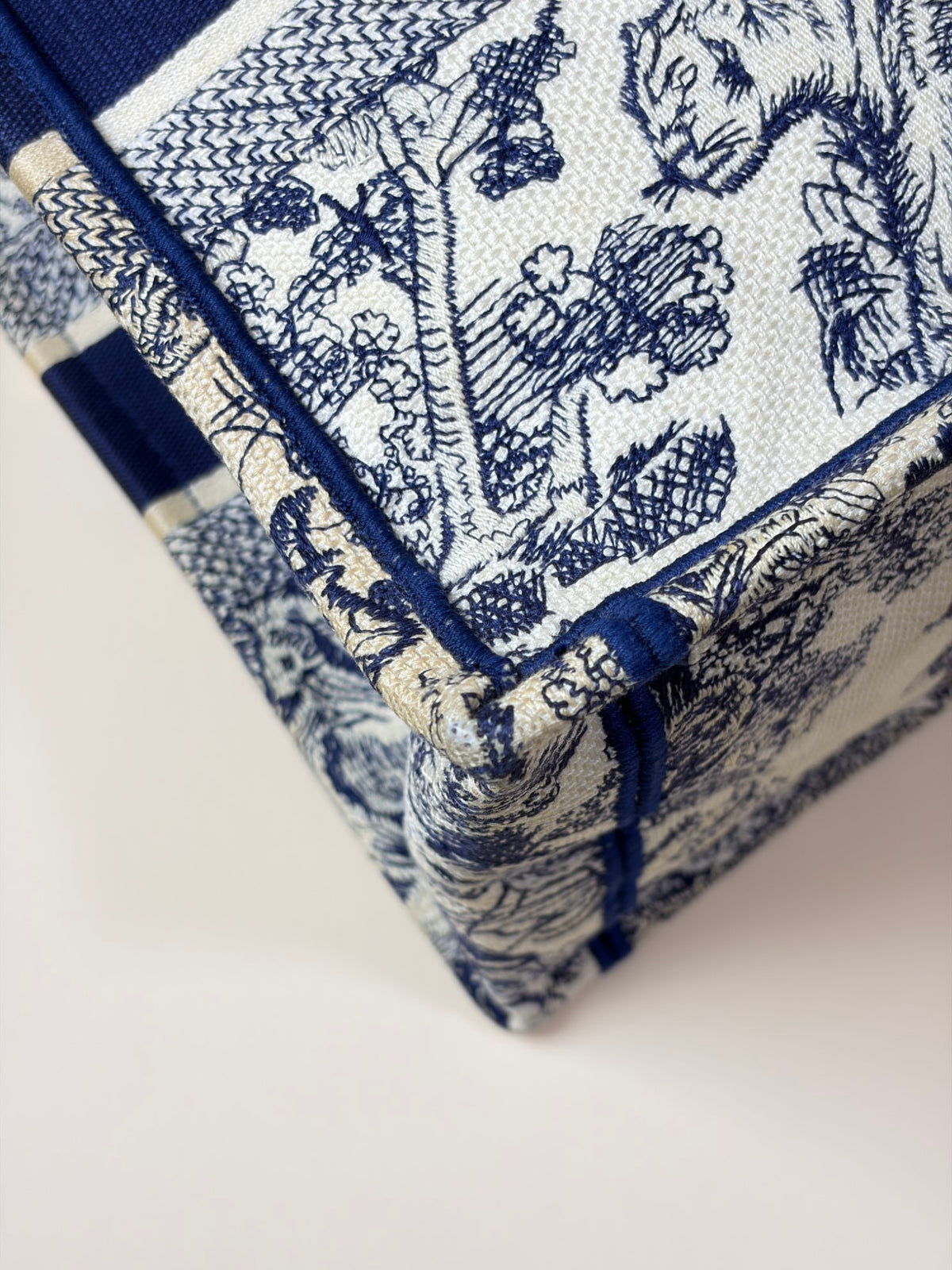 Christian Dior blue/white toile de Jouy reverse embroidery medium book tote bag