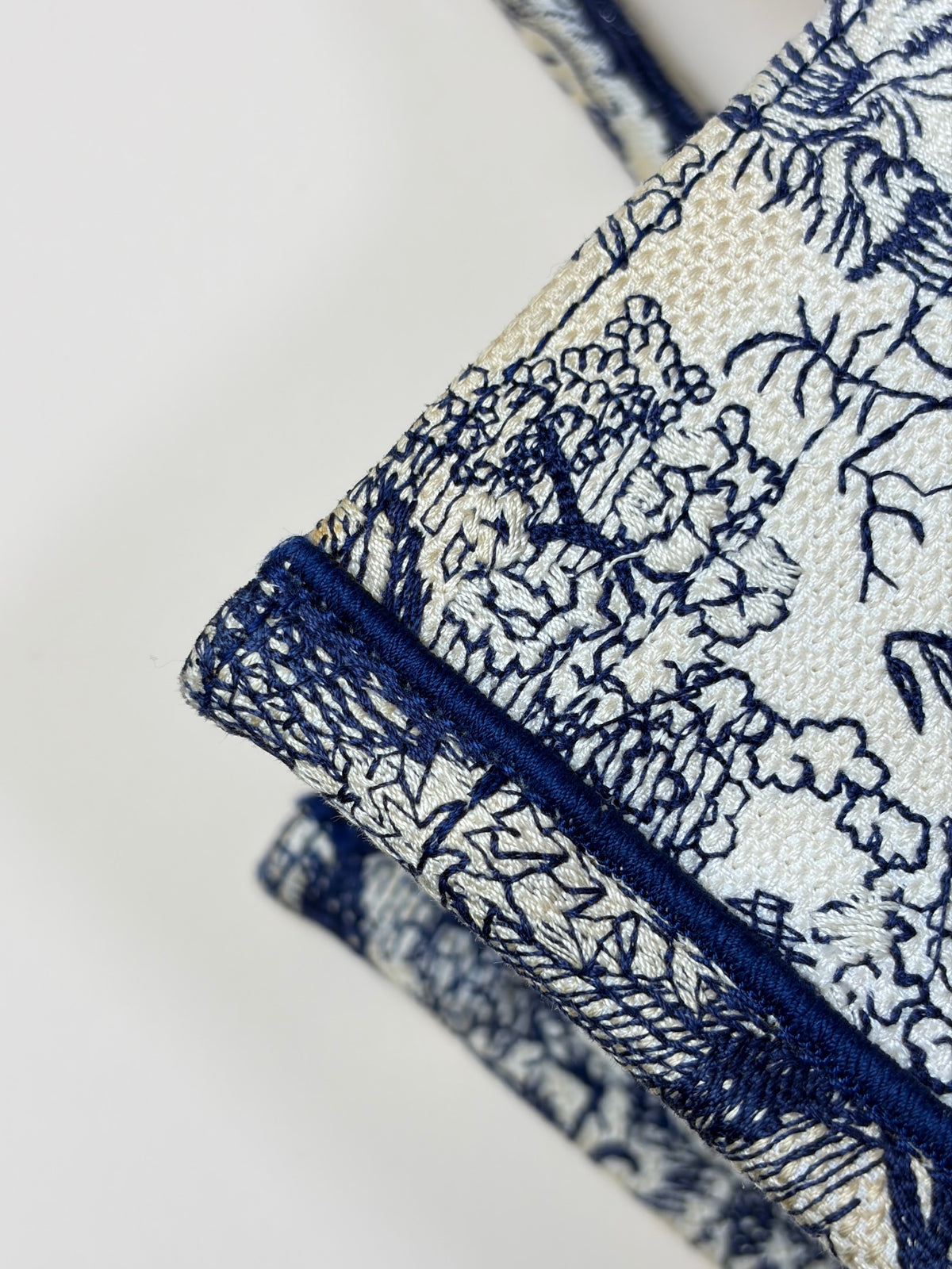 Christian Dior blue/white toile de Jouy reverse embroidery medium book tote bag