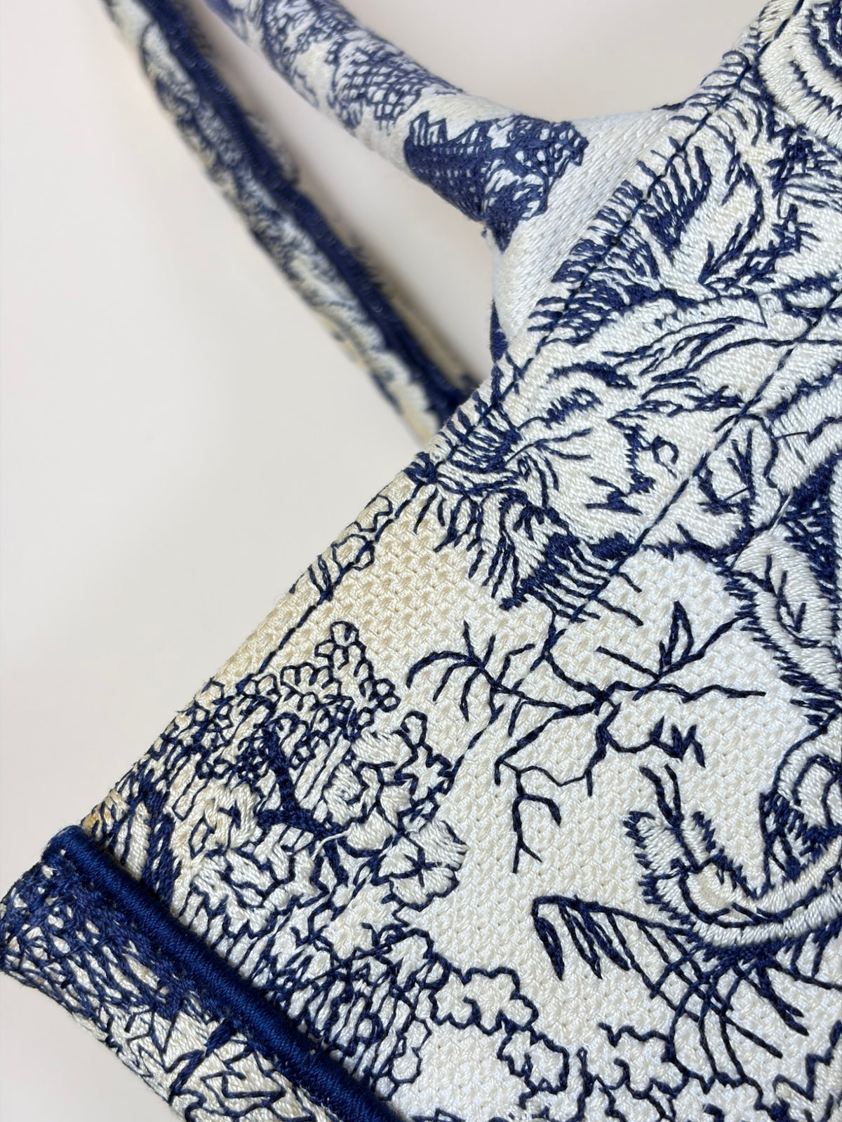 Christian Dior blue/white toile de Jouy reverse embroidery medium book tote bag