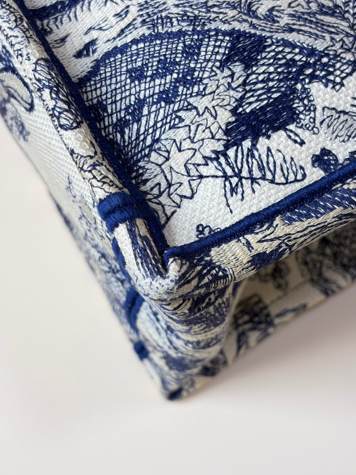 Christian Dior blue/white toile de Jouy reverse embroidery medium book tote bag
