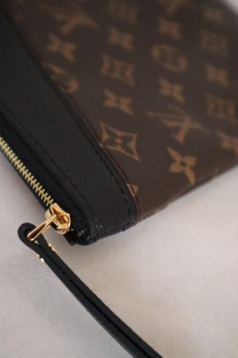 Louis Vuitton Monogram Black Daily Pouch-Pouch-Louis Vuitton-The Closet Egypt