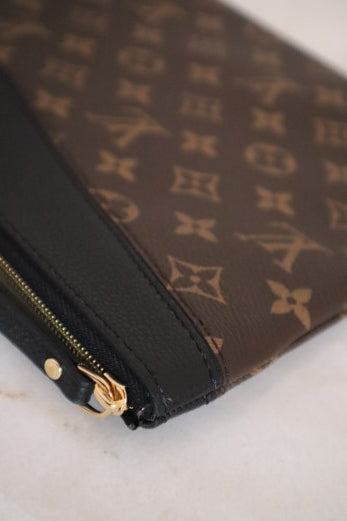 Louis Vuitton Monogram Black Daily Pouch-Pouch-Louis Vuitton-The Closet Egypt