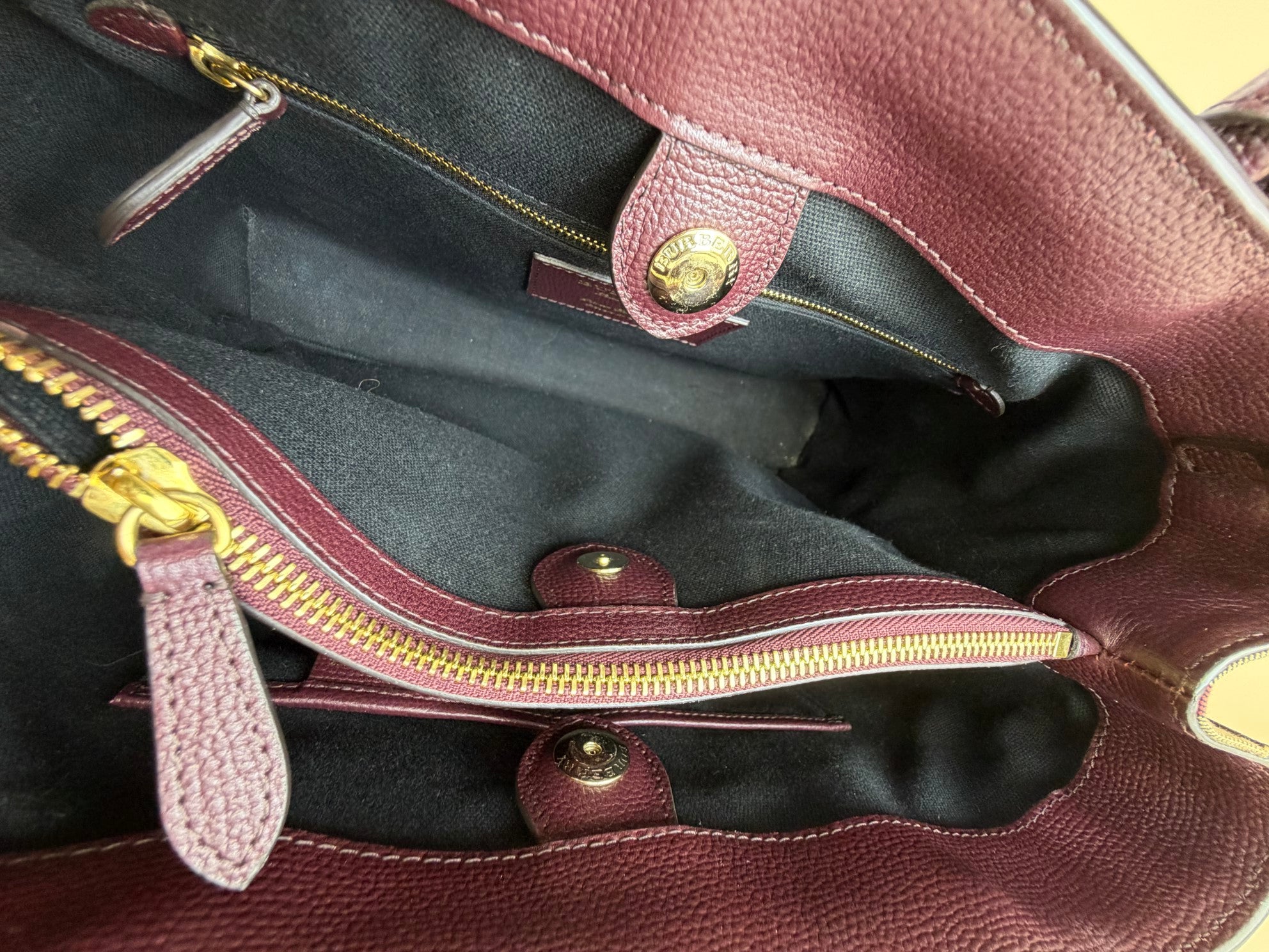 Burberry Burgundy leather Banner medium Tote Baby Bag