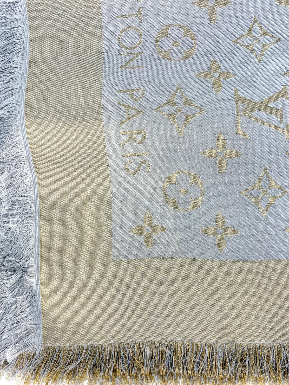 louis Vuitton monogram shine shawl beige