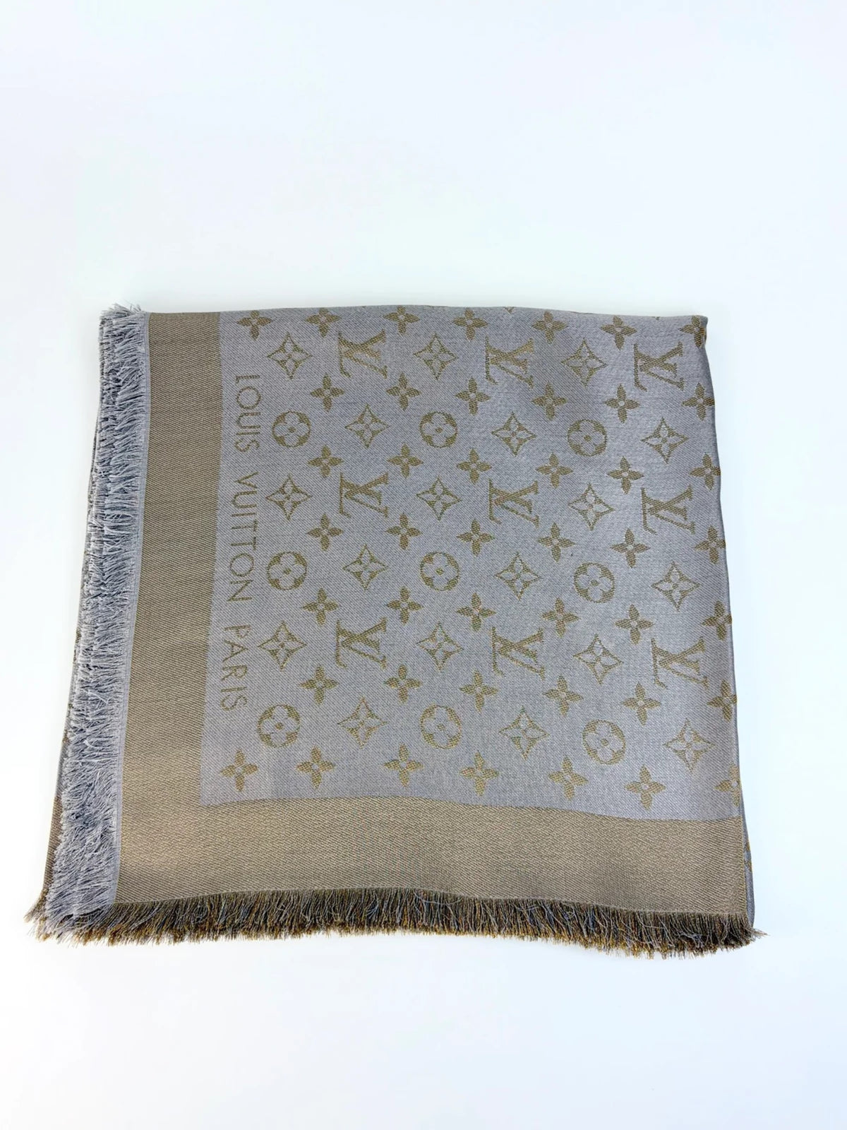 louis Vuitton monogram shine shawl beige