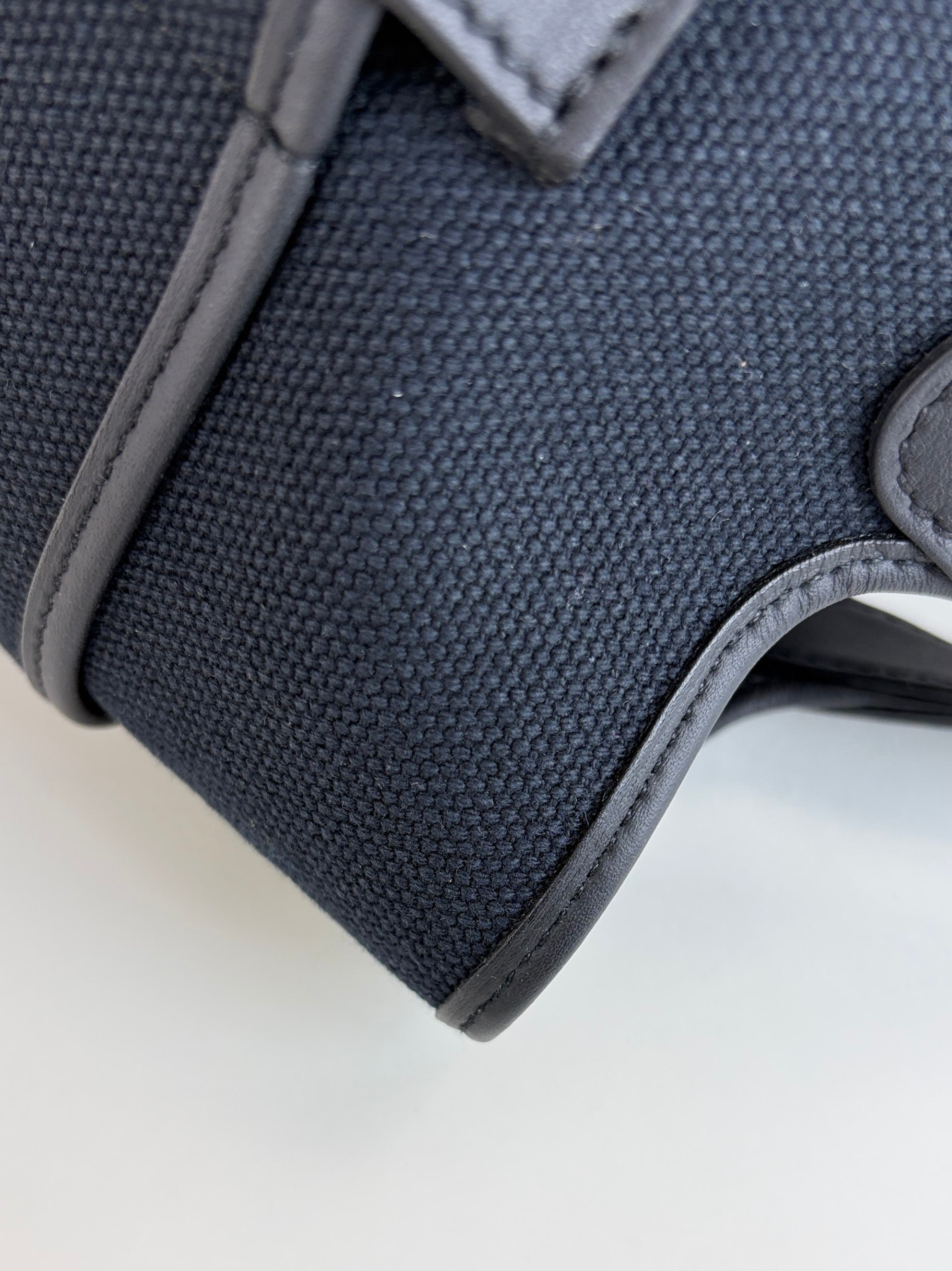 Hermes cargo picoting pocket lock 18noir Golland canvas and swift calfskin palladium Hardware