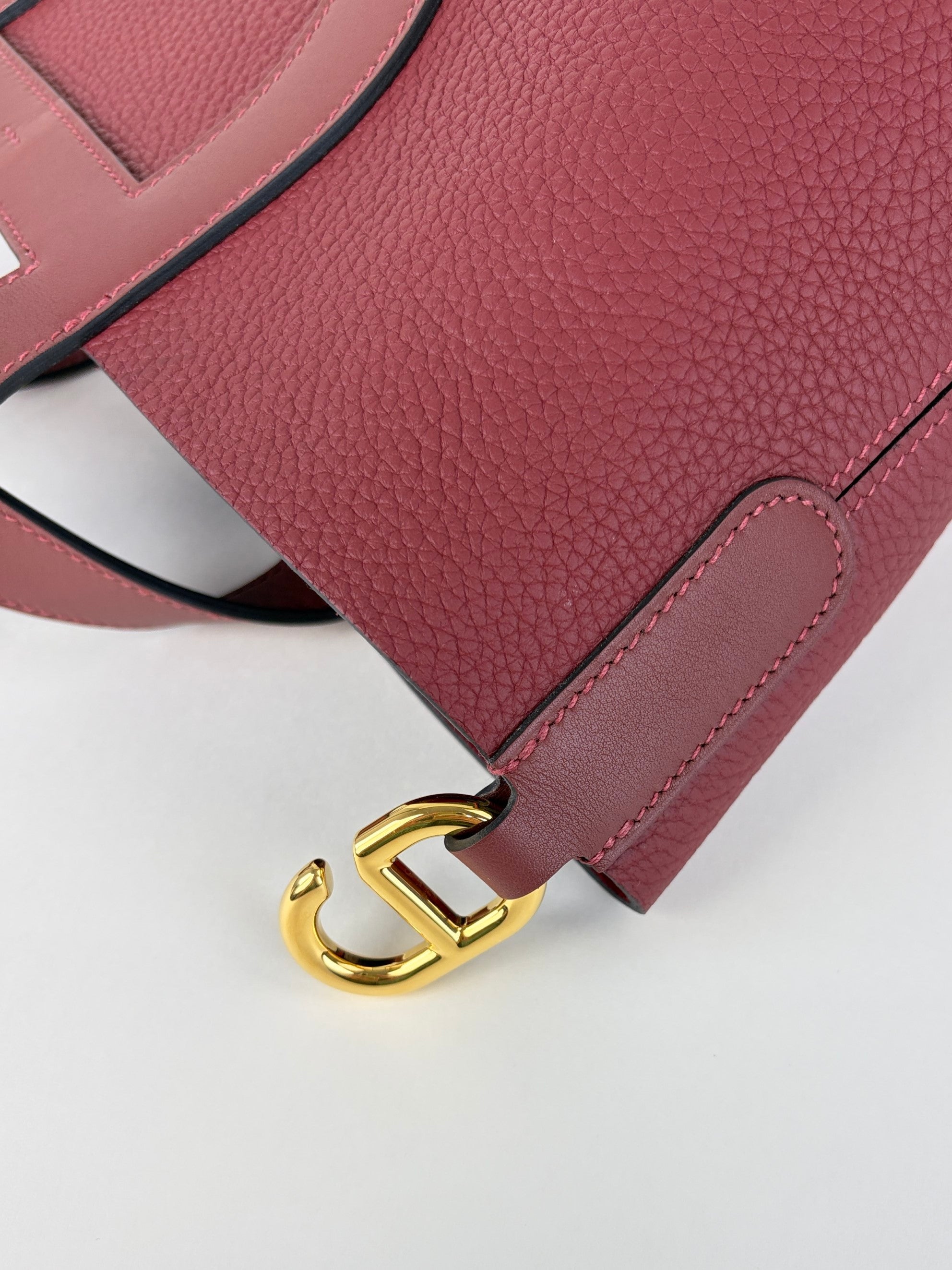 Hermes rouge h tourbillon Clemence swift in the loop 23 Loop 18 Bag