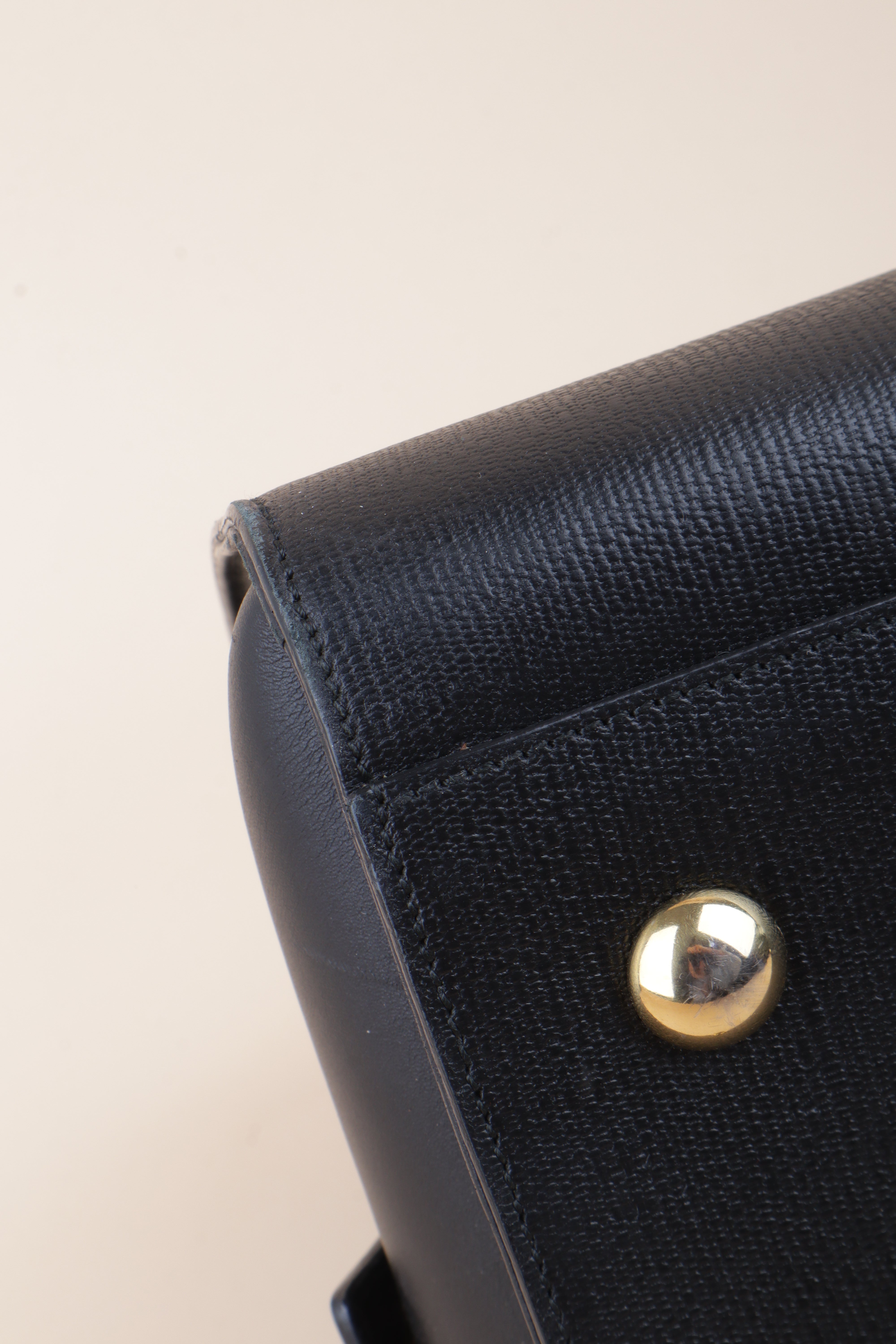 YSL Black Classic Y Cabas Tote Bag Medium Bag