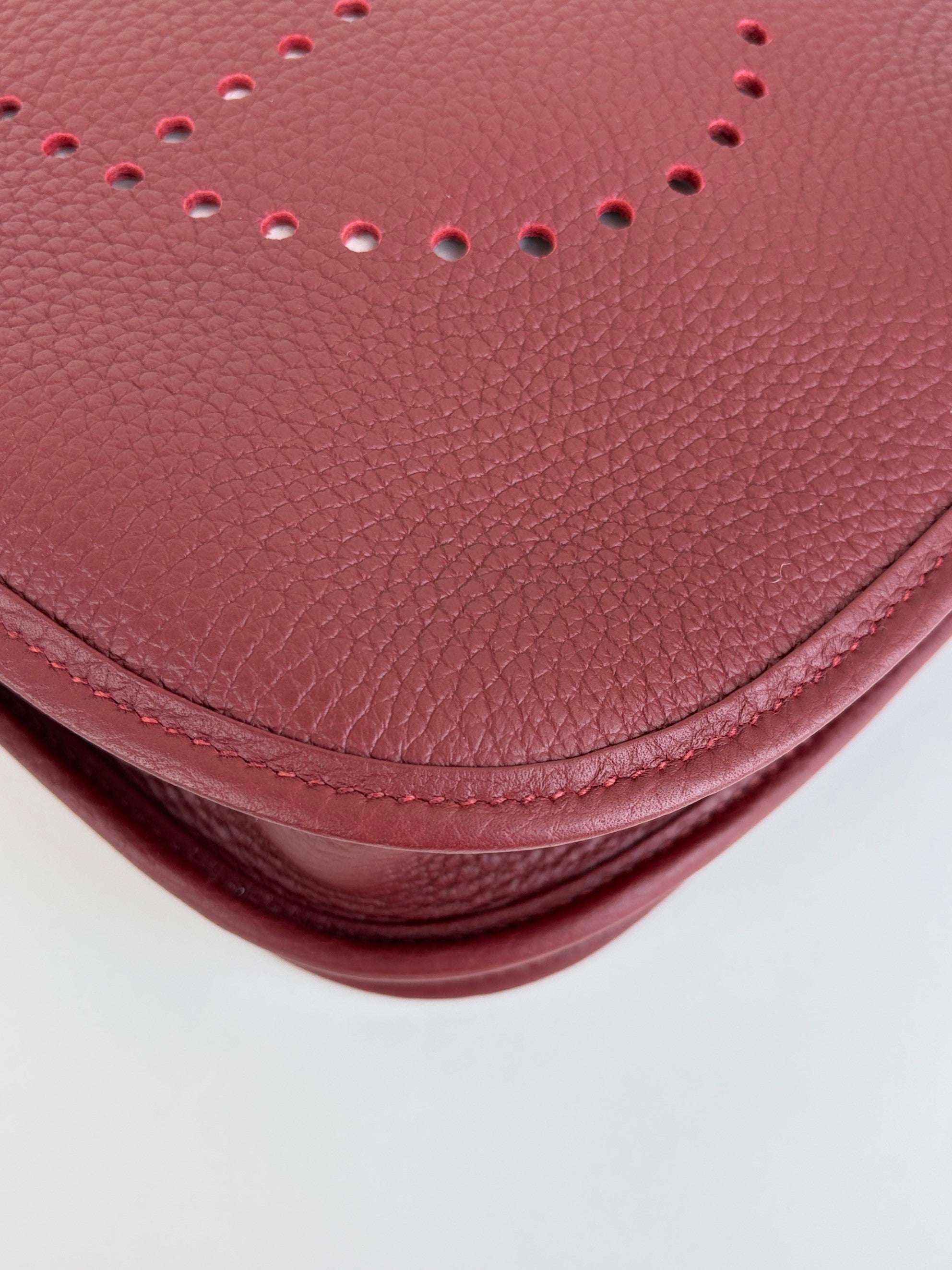 Hermes rouge Taillon Clemence Evelyne 29