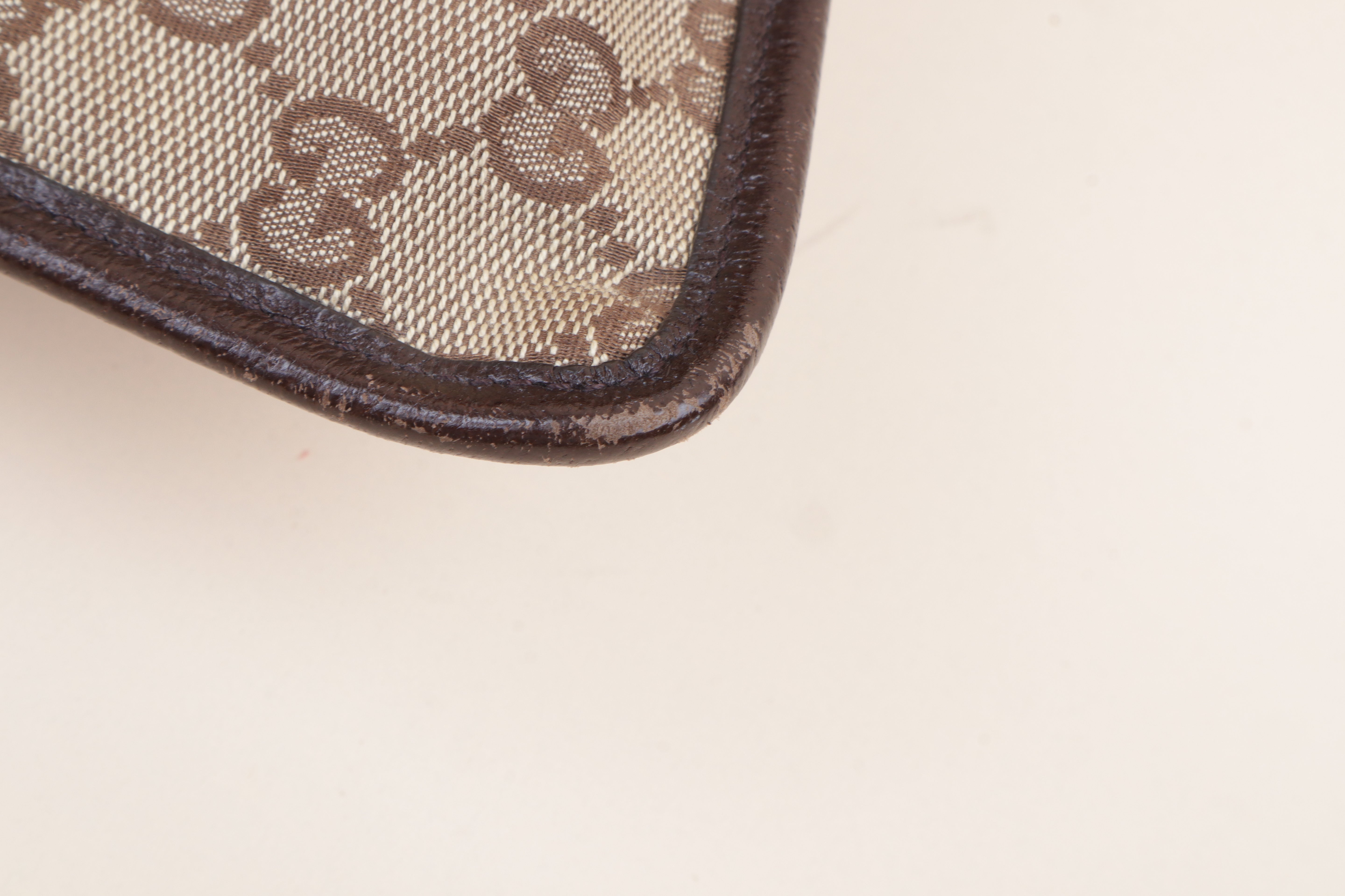 Gucci Bicolor GG Monogram Flat Messenger Crossbody Bag