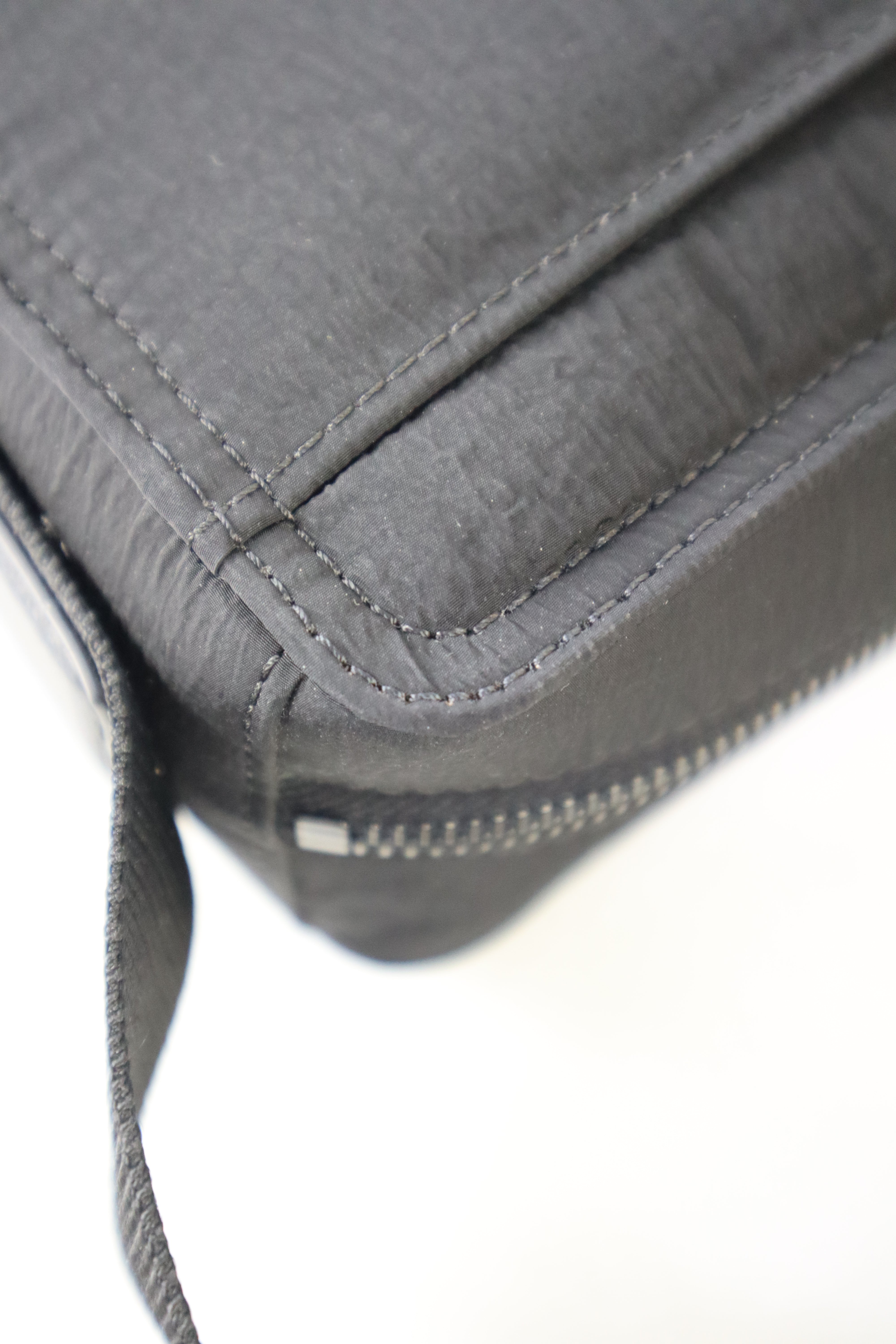 Jacquemus Black Le Horizontal Crossbody Bag