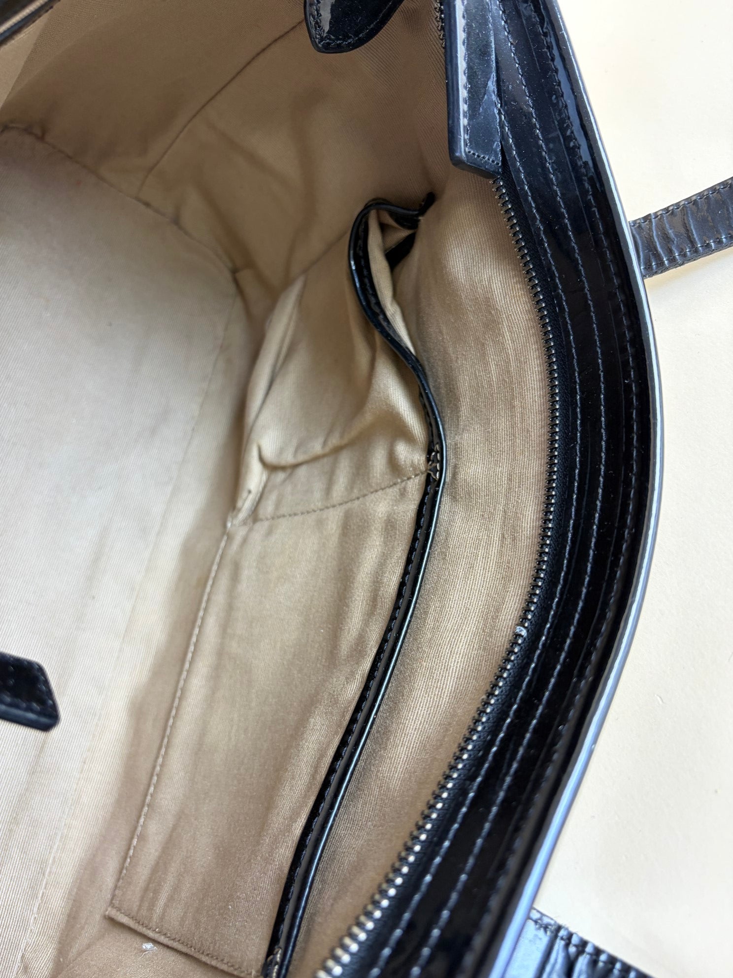 Burberry super Nova Check and black patent leather