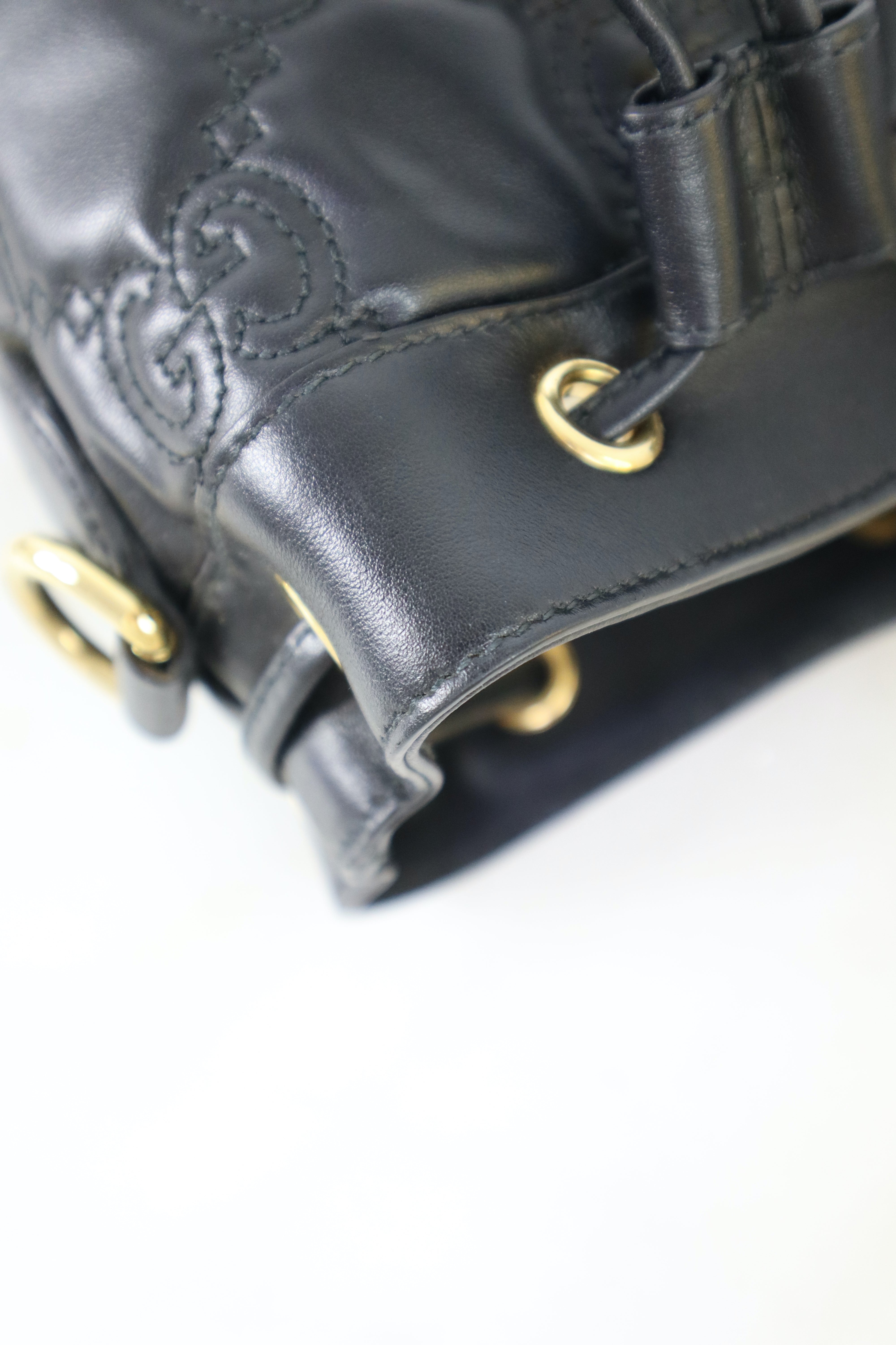 Gucci Black GG Matelasse Bucket Crossbody Bag