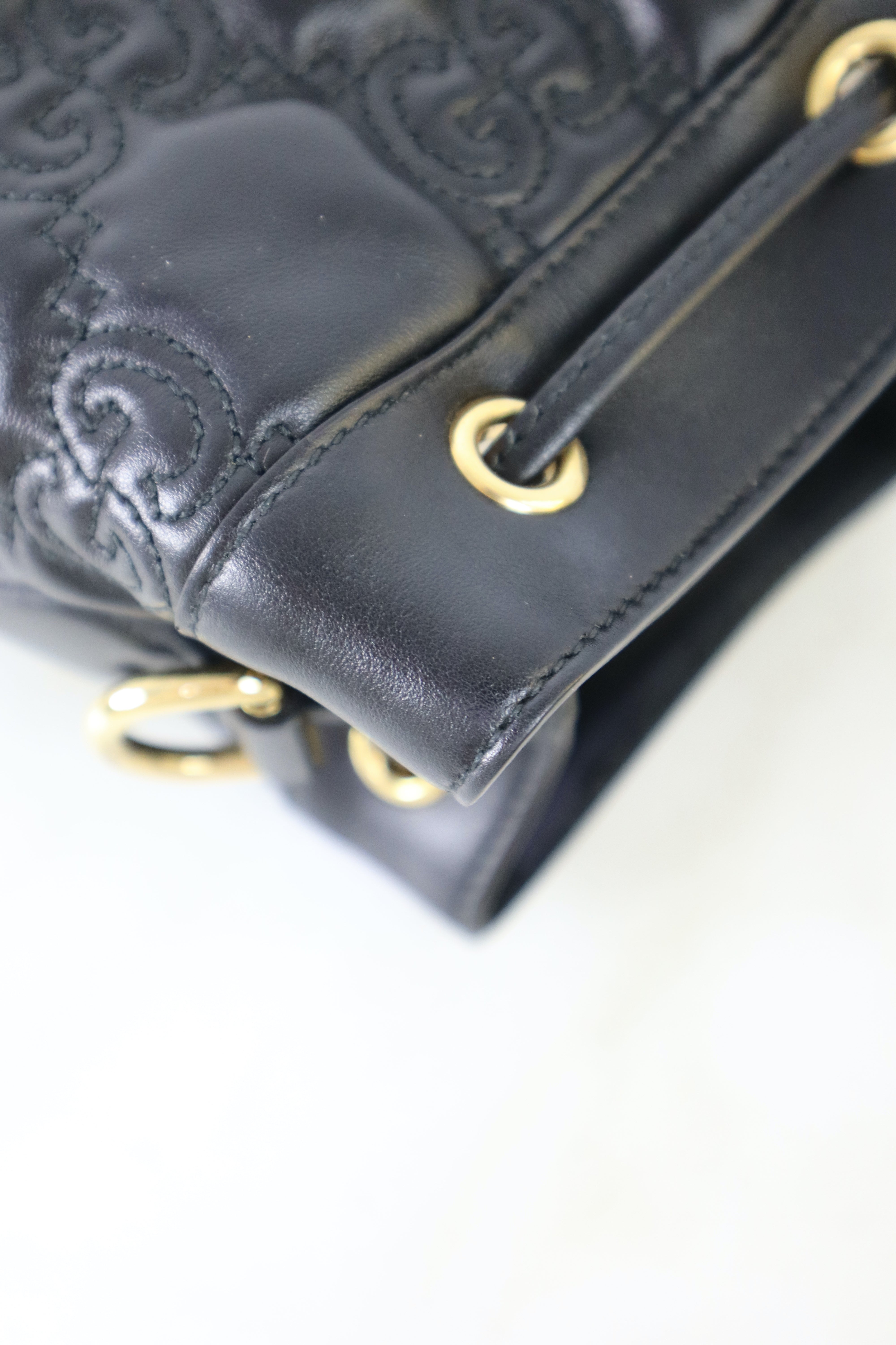 Gucci Black GG Matelasse Bucket Crossbody Bag