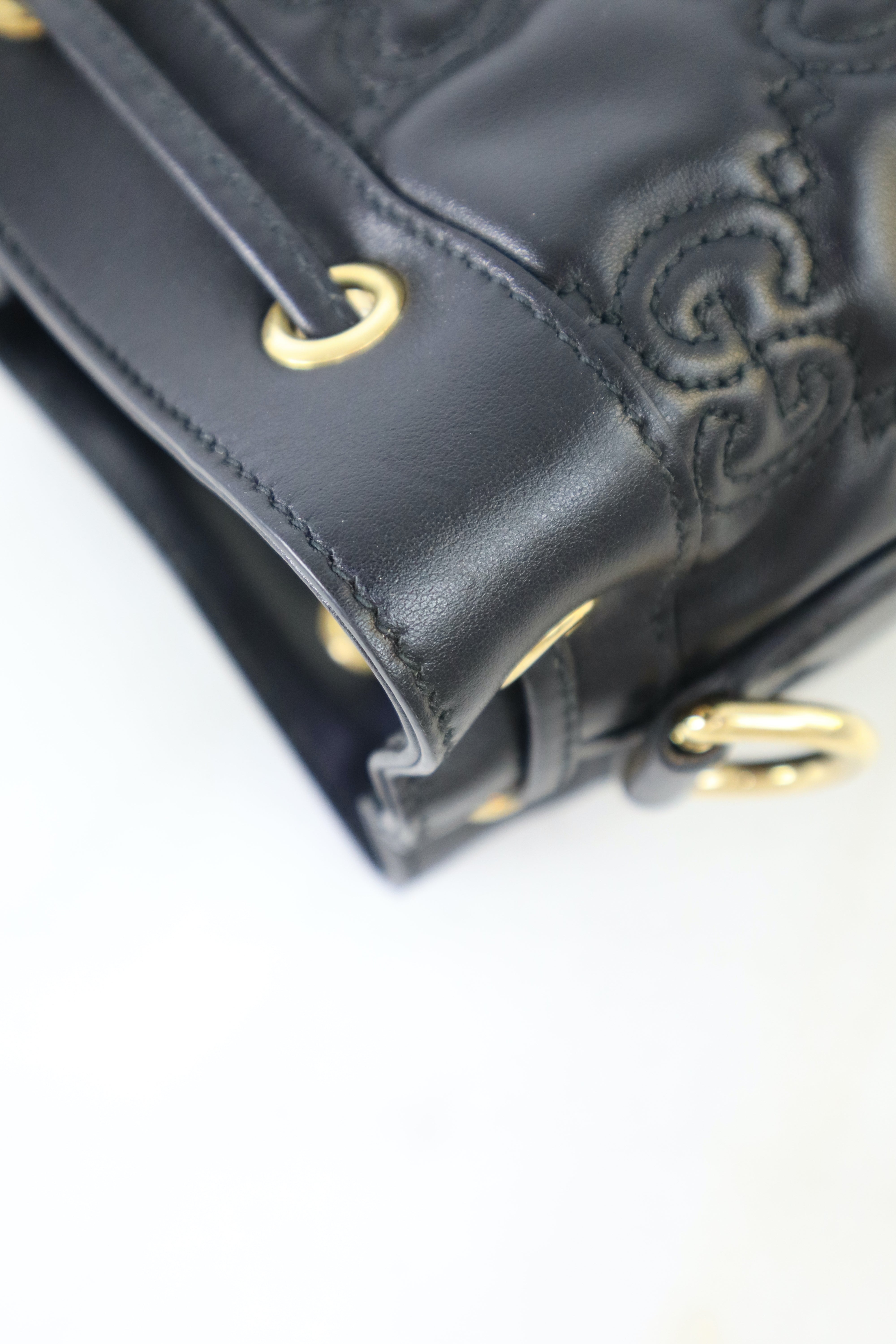 Gucci Black GG Matelasse Bucket Crossbody Bag