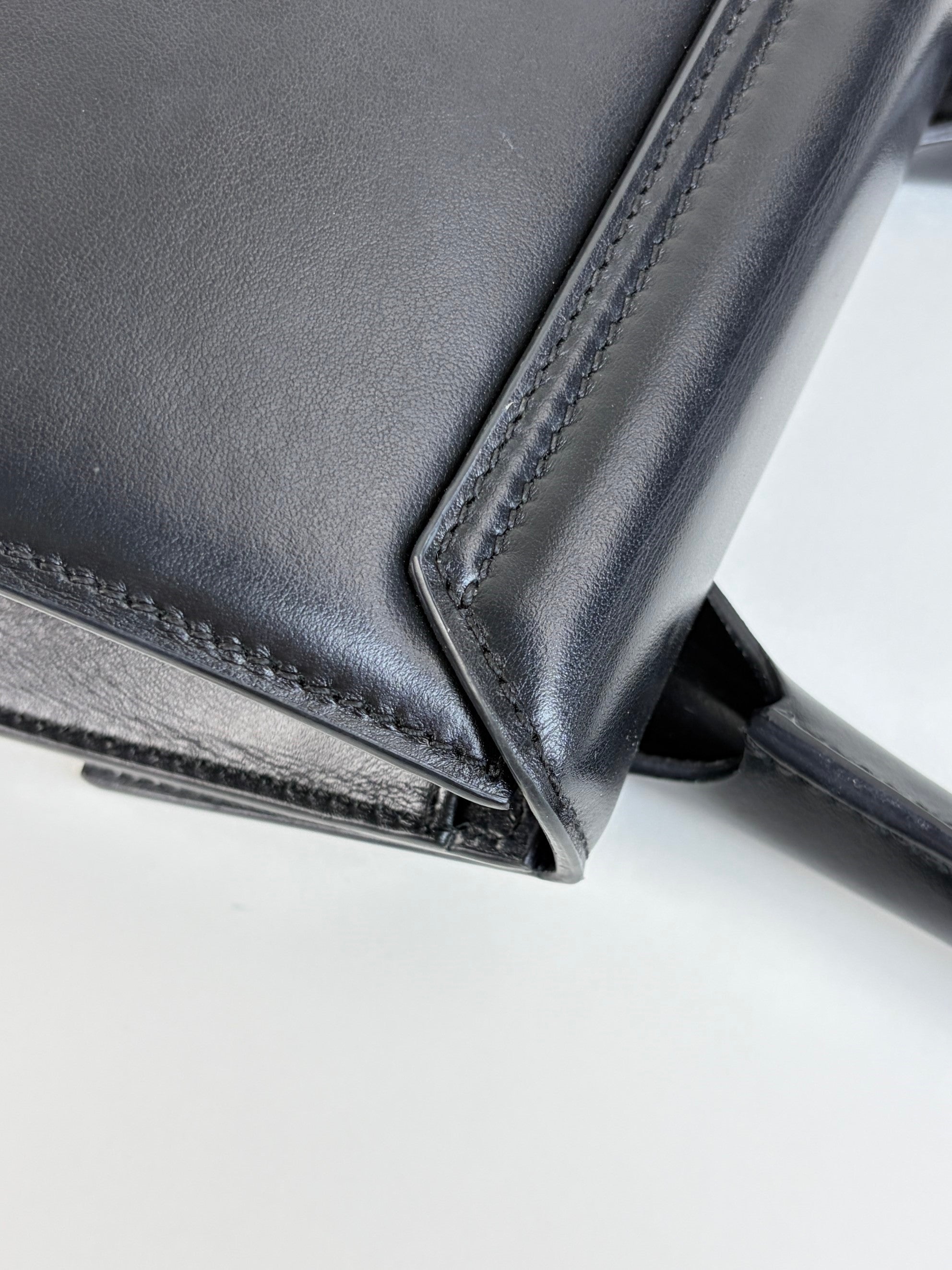 Jacques's black leather the medium Chiqui to handbag