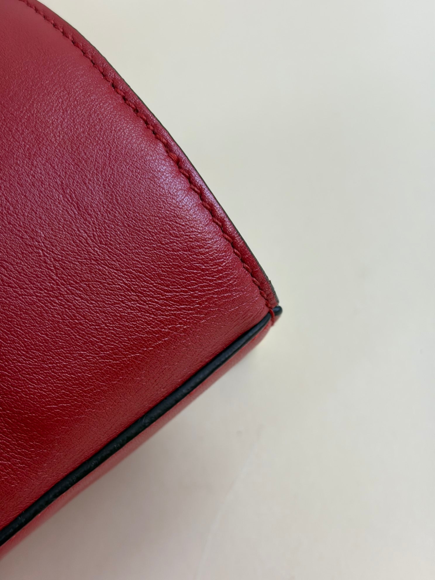 Gucci reed apollo tote bag gg embossed calfskin leather gold