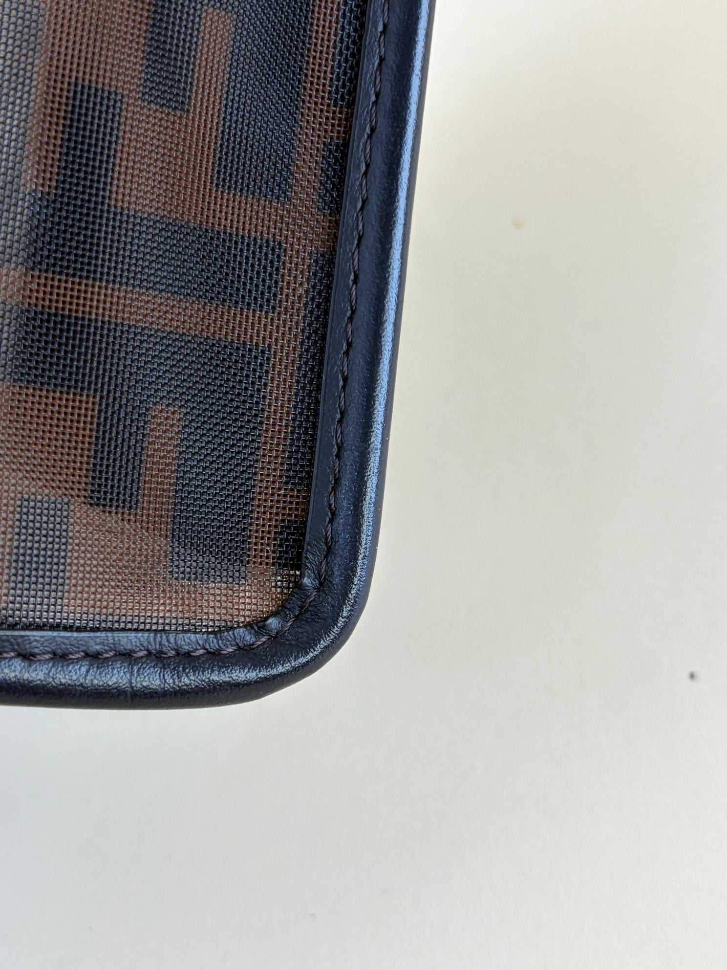 FENDI kan i brown ff mesh and leather shoulder bag