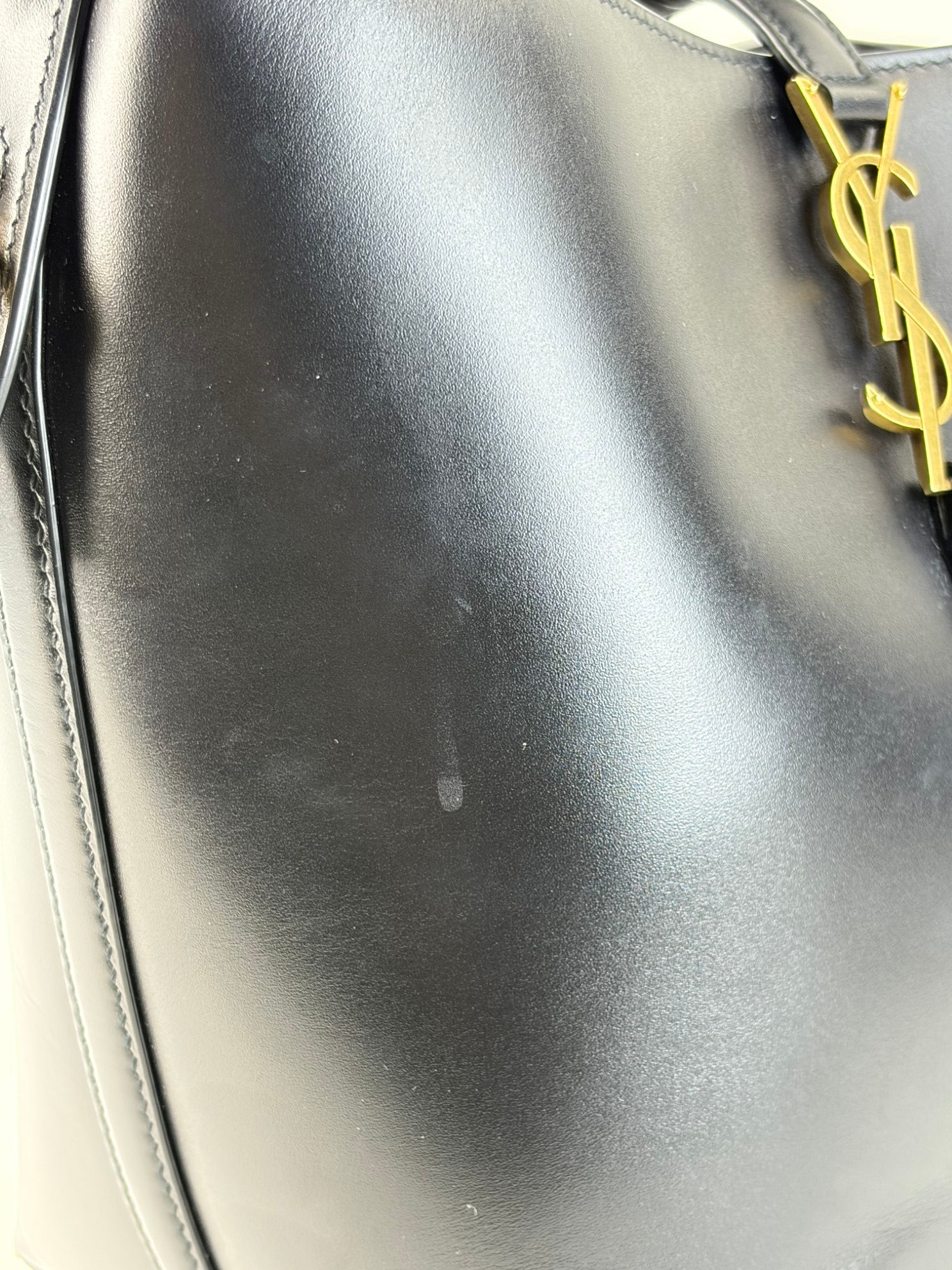 YSL black calfskin shiny leather le 37 small bucket bag